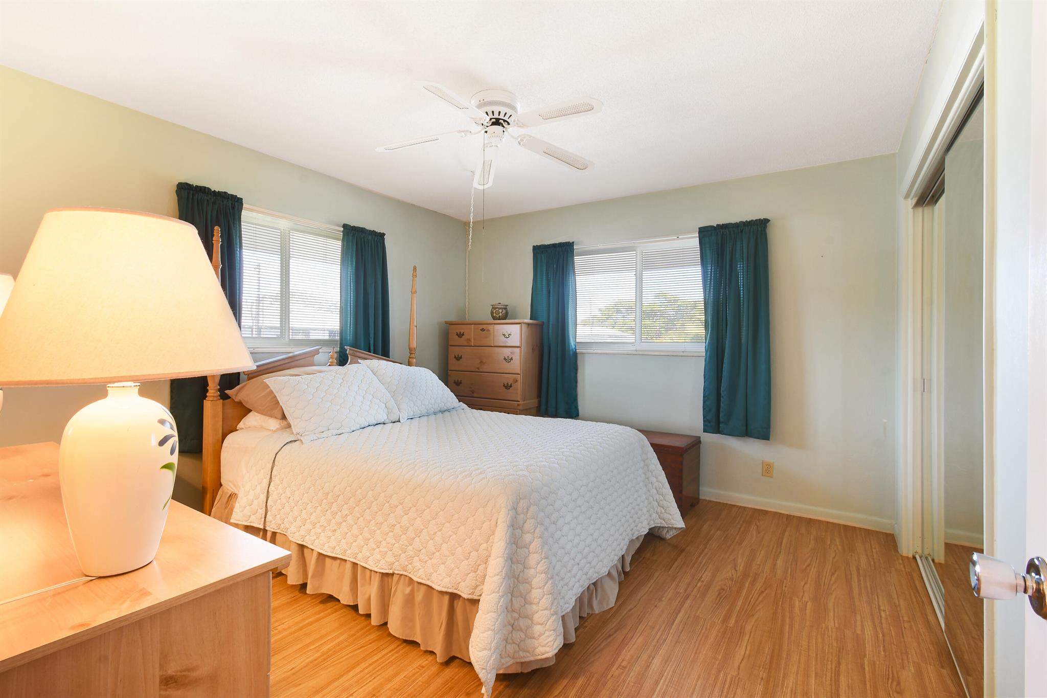TEQUESTA GARDEN CONDO 1 - Residential