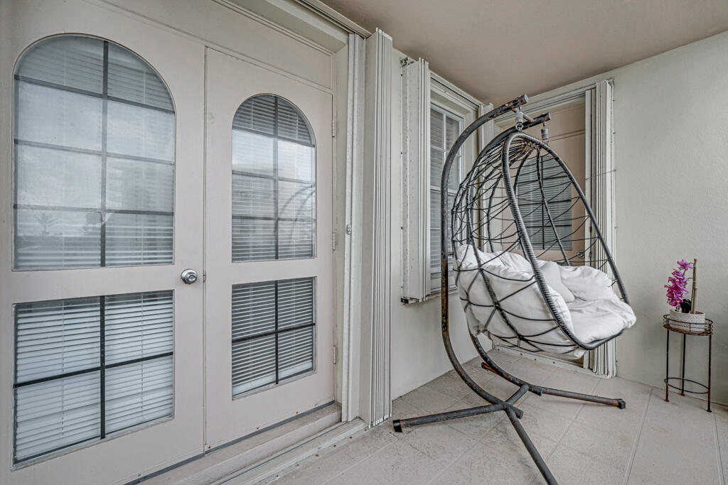 LA BONNE VIE CONDO - Residential