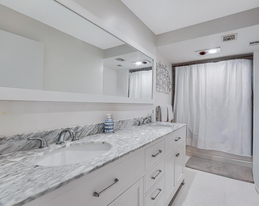 LA BONNE VIE CONDO - Residential