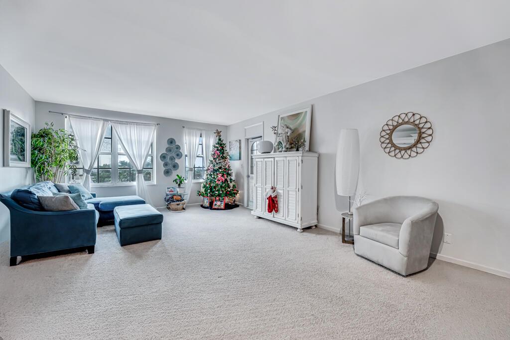 LA BONNE VIE CONDO - Residential