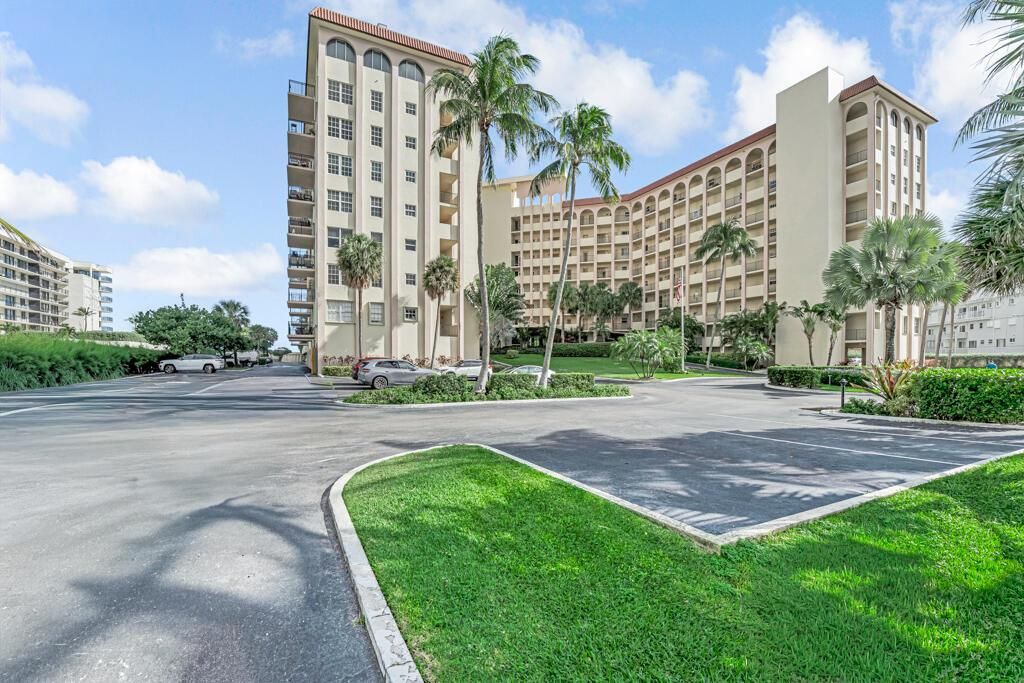 Photo of 3475 S Ocean Boulevard #2130, Palm Beach, FL 33480 (MLS # R11149127)