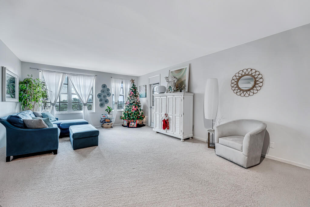 LA BONNE VIE CONDO - Residential