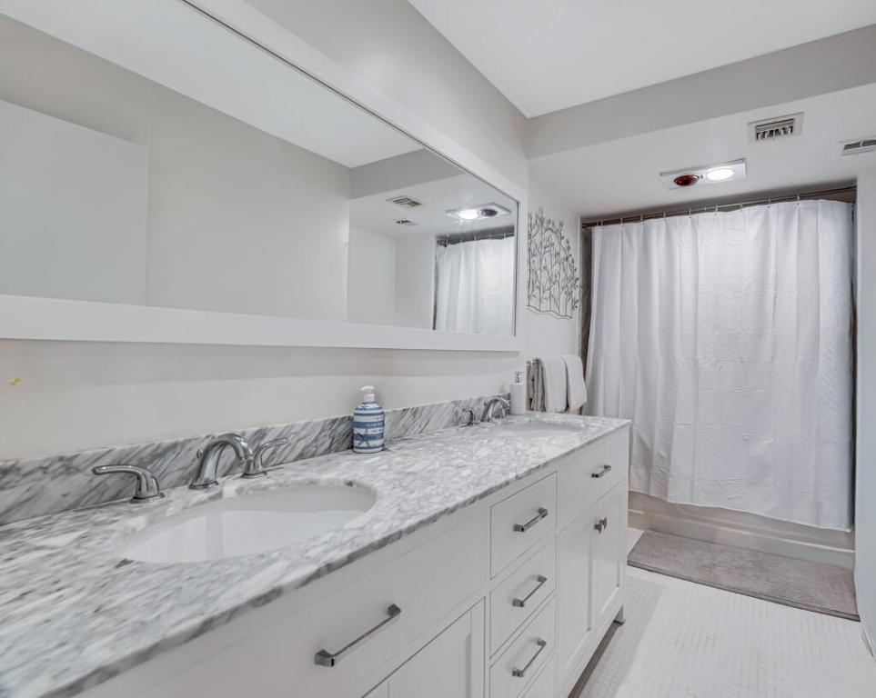 LA BONNE VIE CONDO - Residential