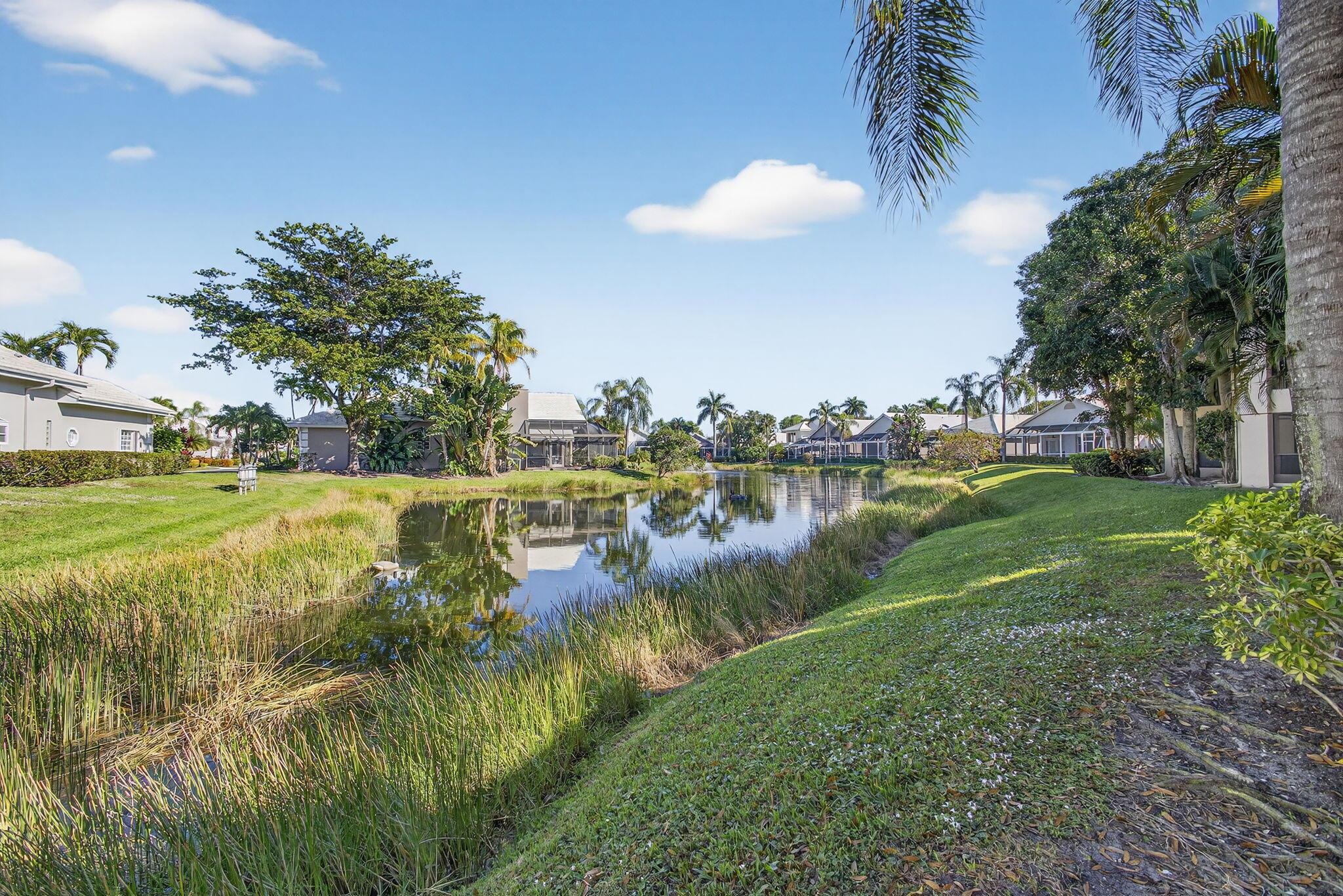 LAKES CONDO - Residential