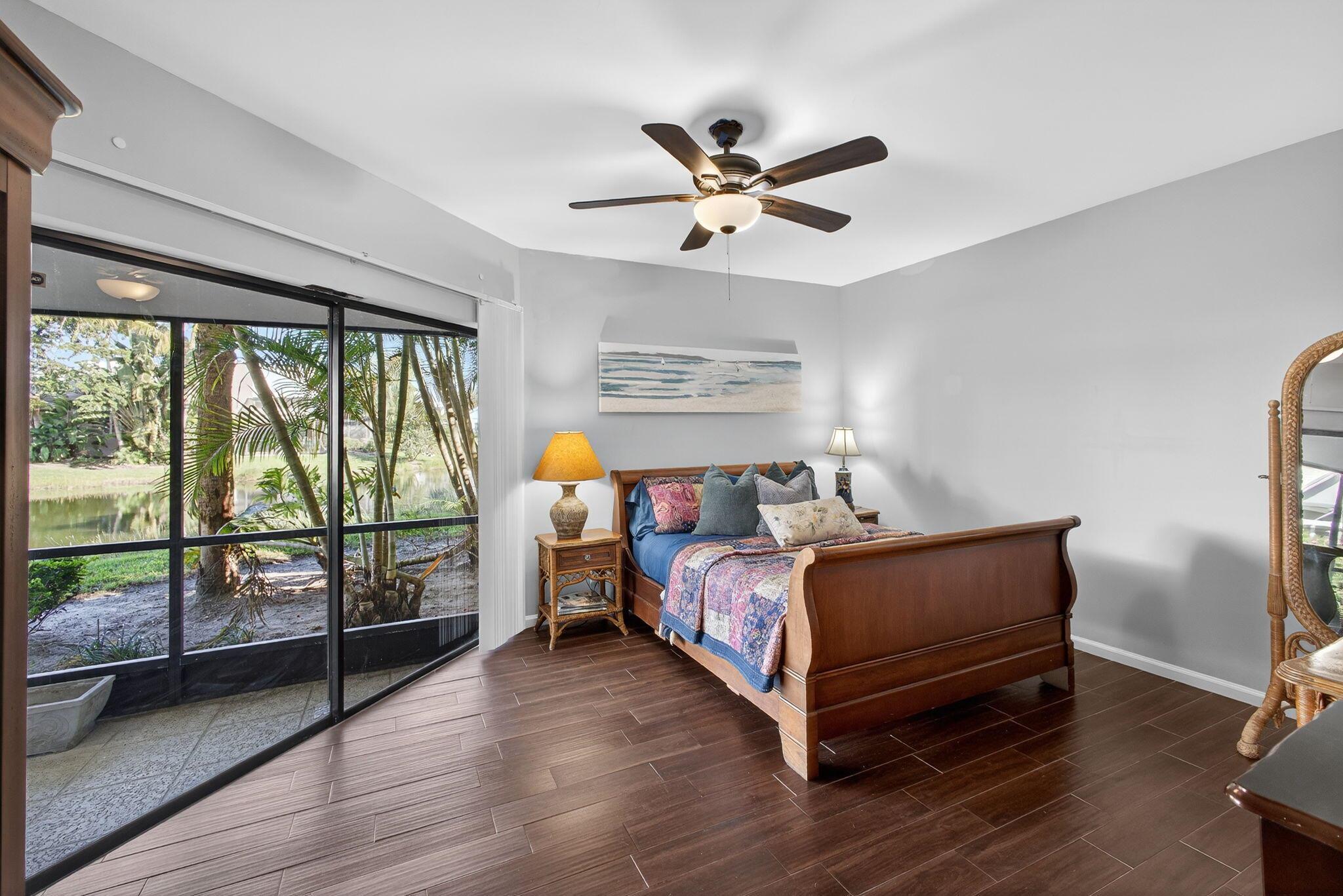 LAKES CONDO - Residential