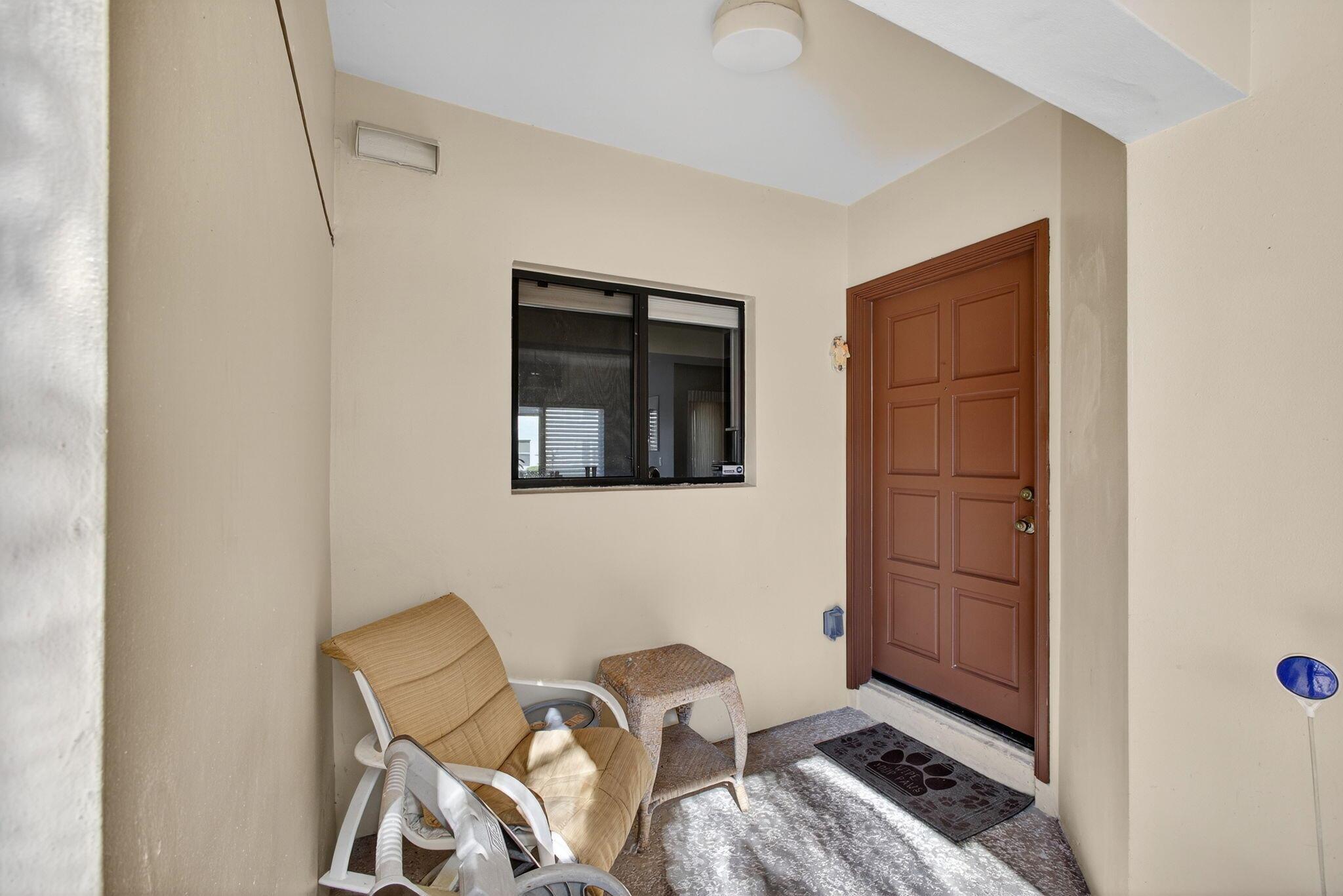 LAKES CONDO - Residential