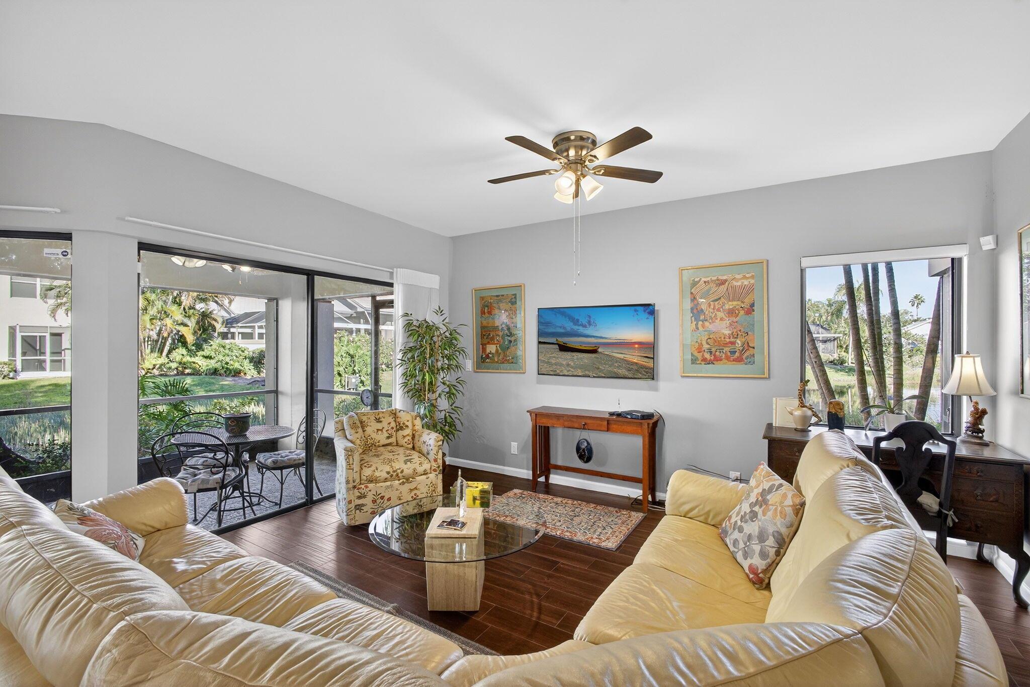 LAKES CONDO - Residential