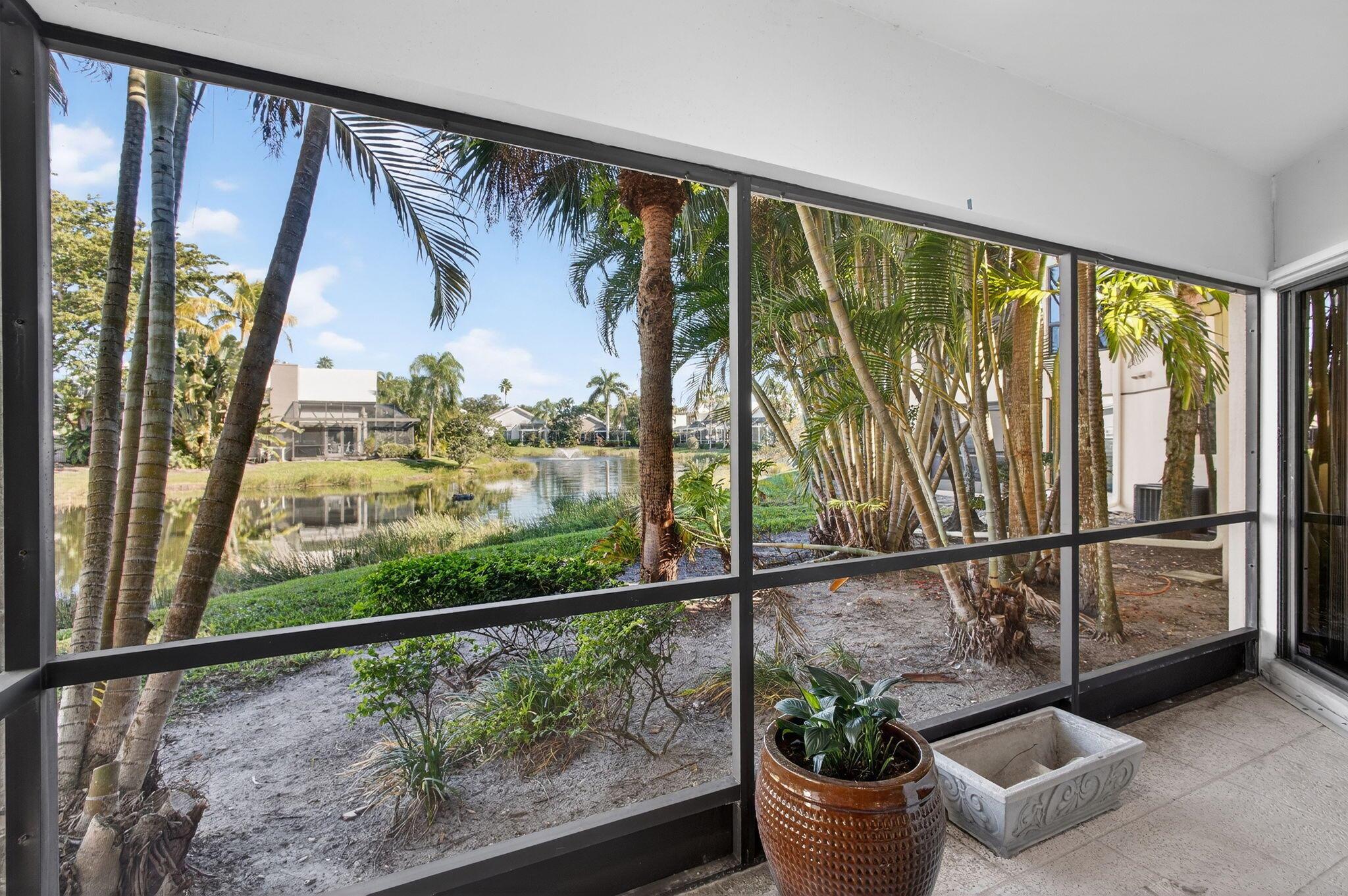 LAKES CONDO - Residential