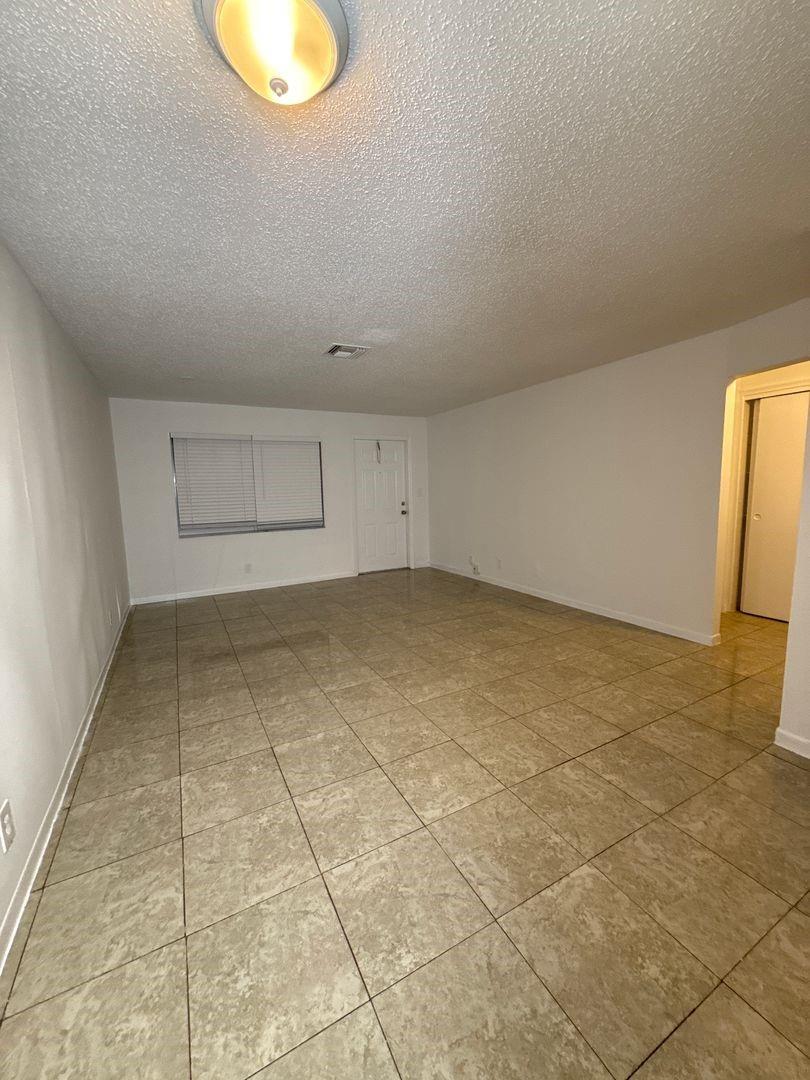 Coral Spgs Sub 1 59-30 B - Residential Lease