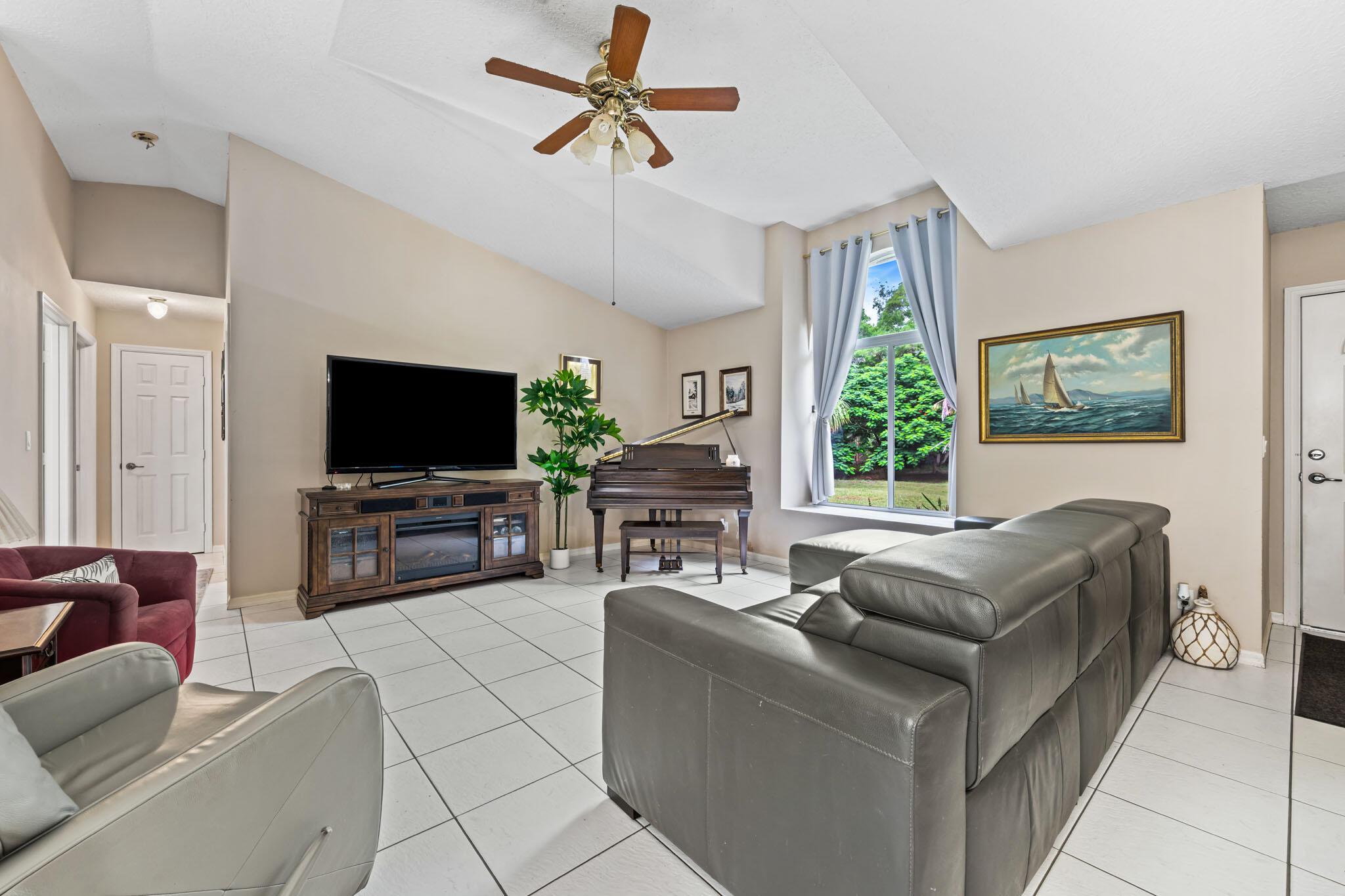 Loxahatchee Groves - Residential