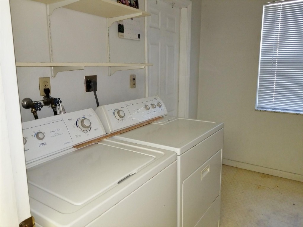 MELALEUCA GARDENS - Residential