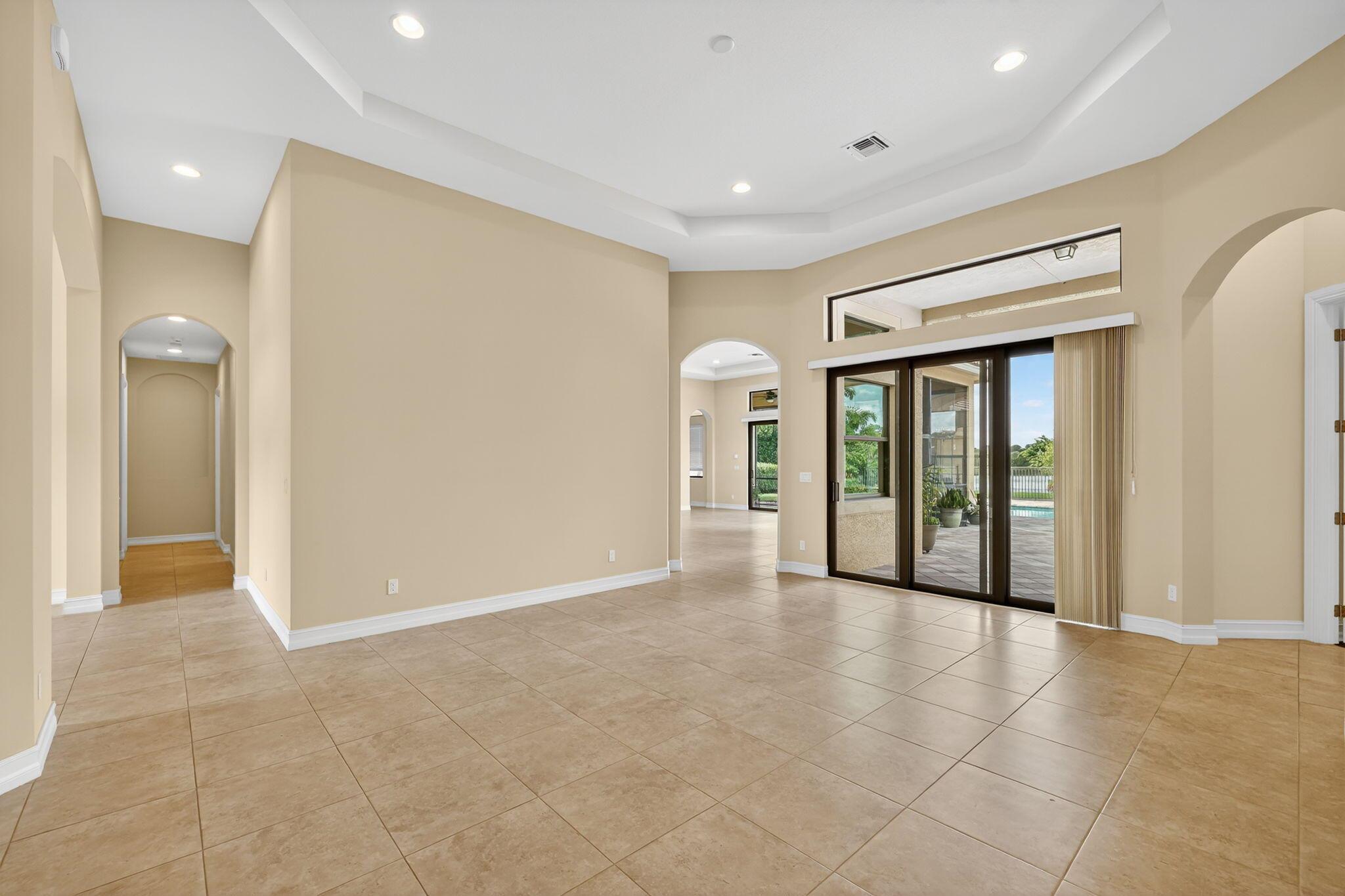 TUSCAWILLA (AKA CANOPY CR - Residential