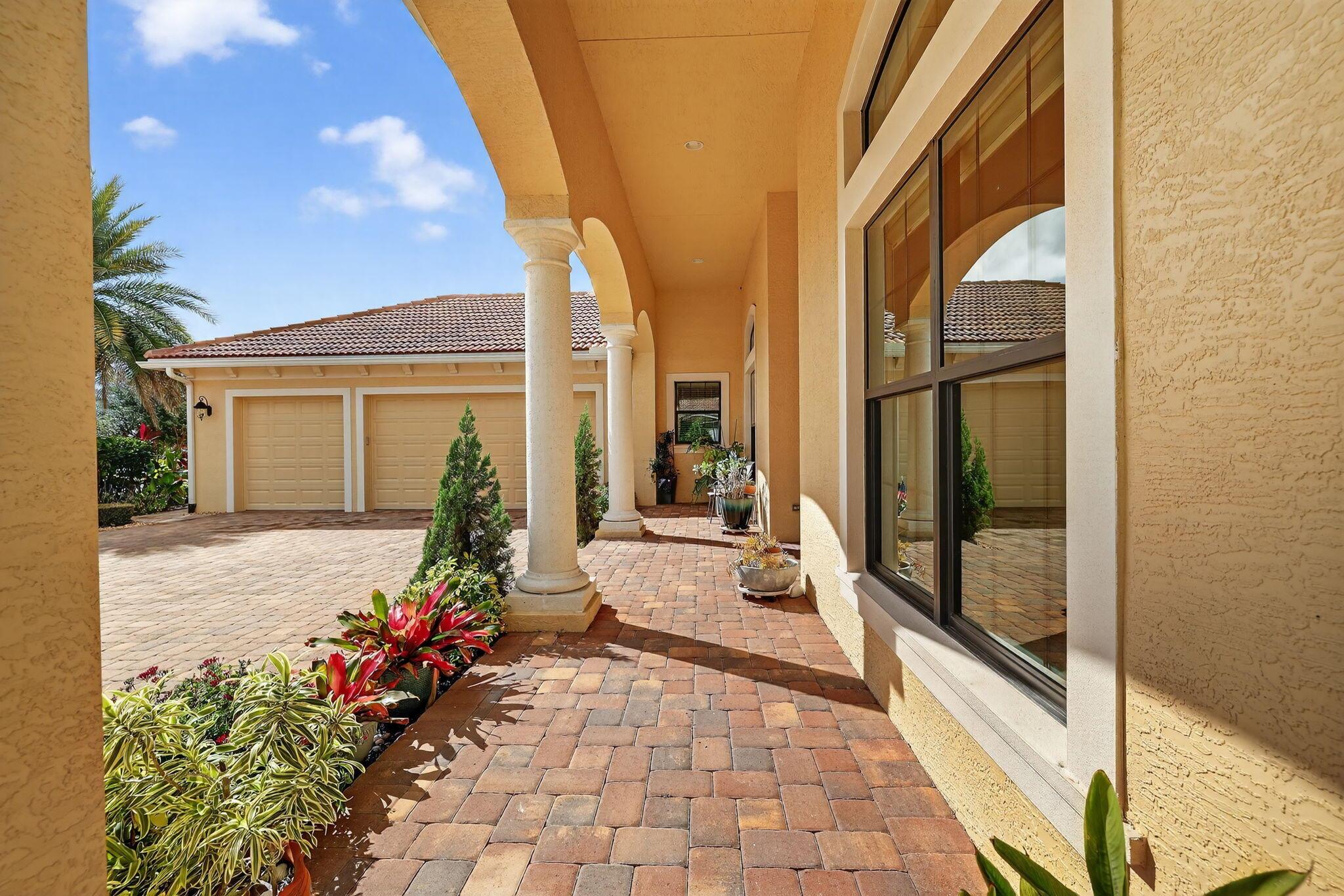 TUSCAWILLA (AKA CANOPY CR - Residential