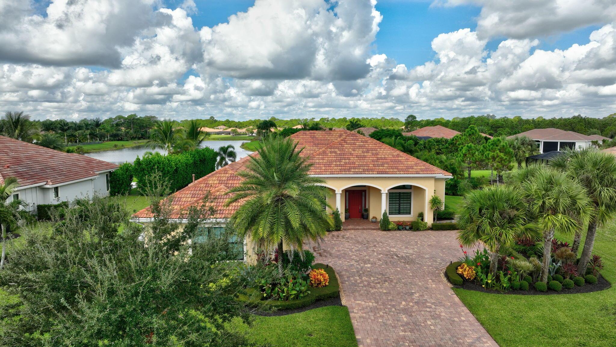 TUSCAWILLA (AKA CANOPY CR - Residential