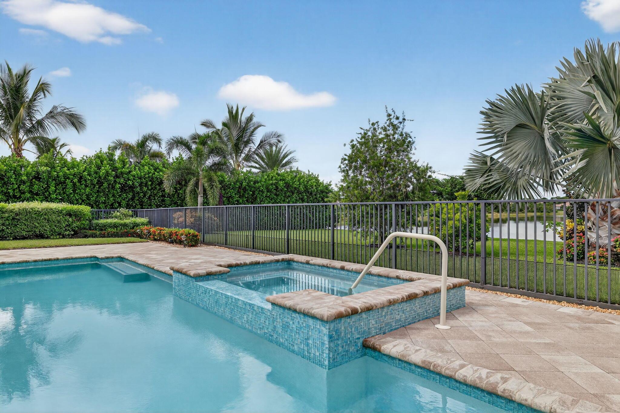 TUSCAWILLA (AKA CANOPY CR - Residential