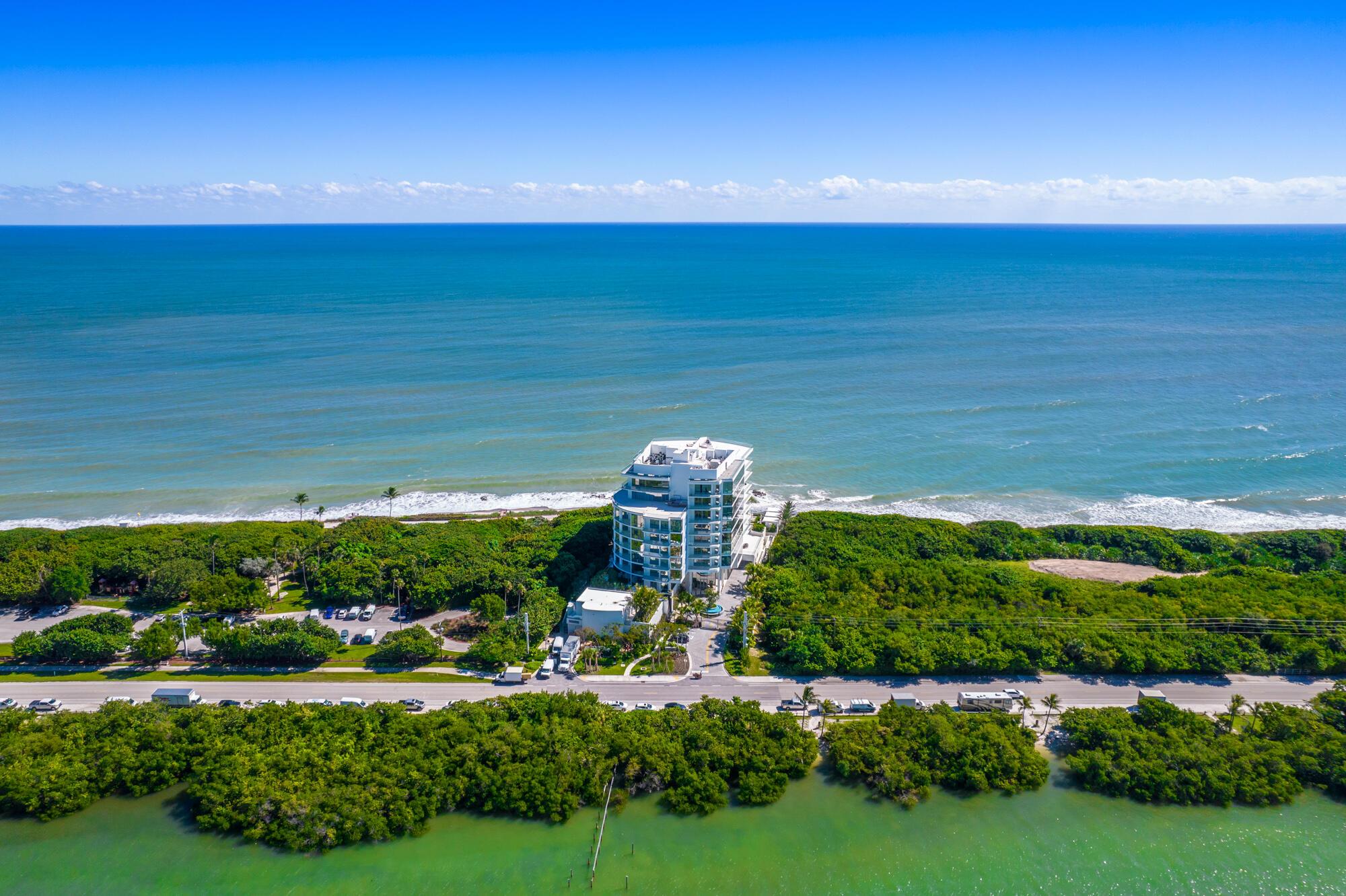 SEAGLASS CONDO - Residential