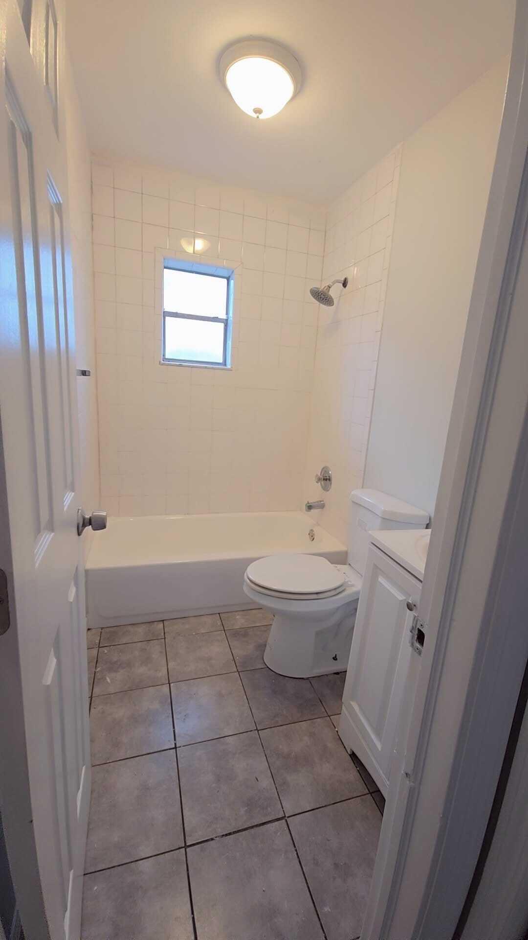 621 NW 5th Avenue Unit 3