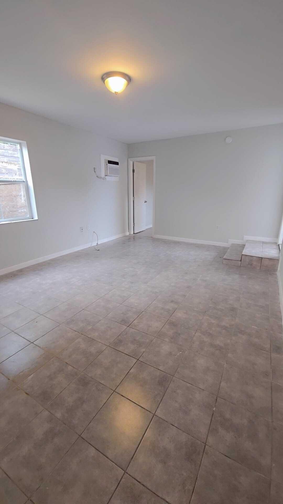 621 NW 5th Avenue Unit 3