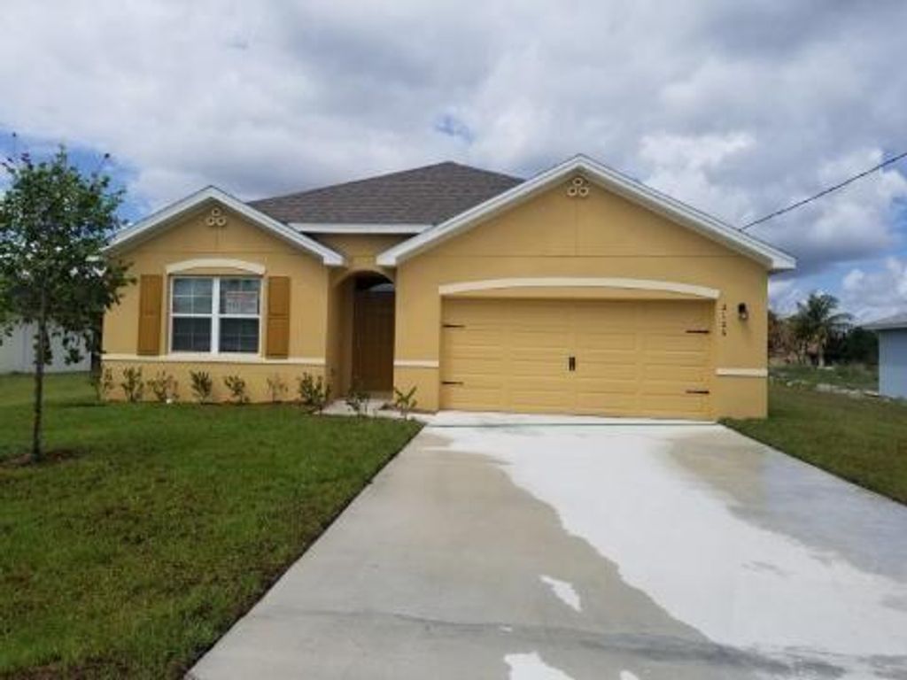 Photo of 2126 SE Camden Street, Port Saint Lucie, FL 34952 (MLS # R10713633)