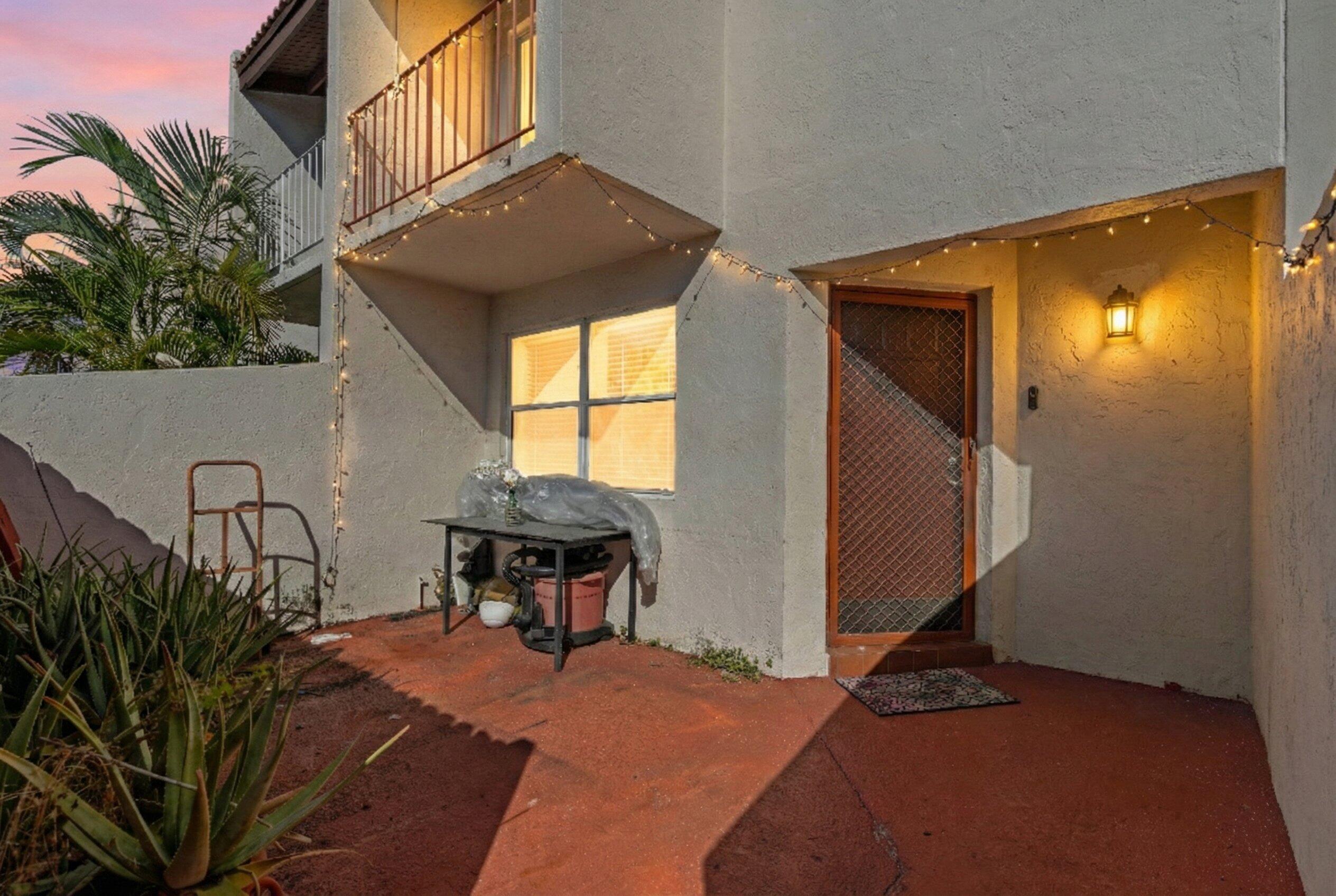 5909 SW 36th Court 14