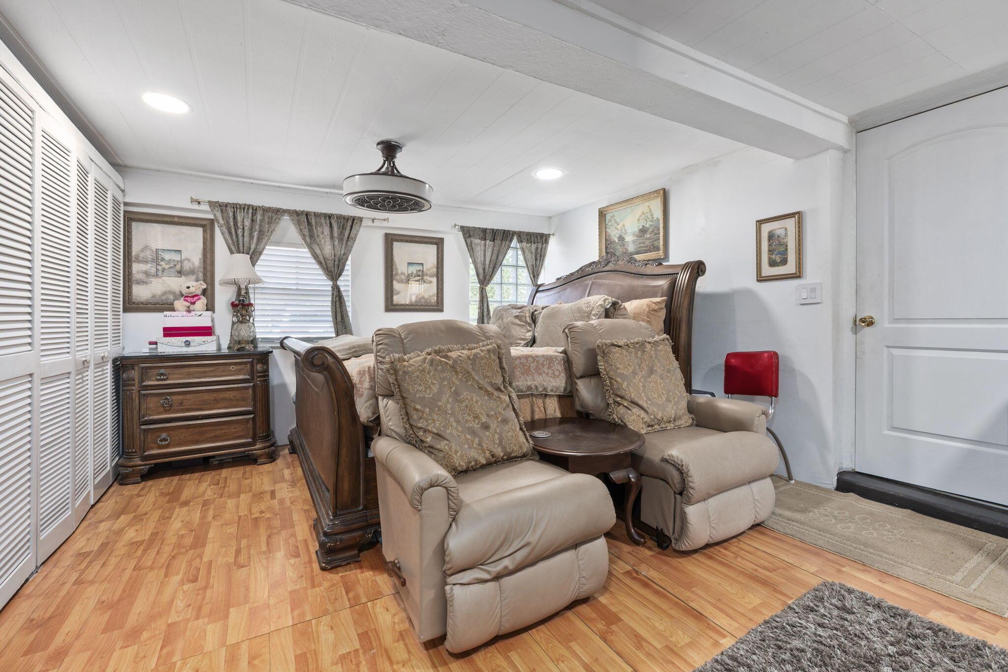 RIVER PARK UNIT 5 - Residential