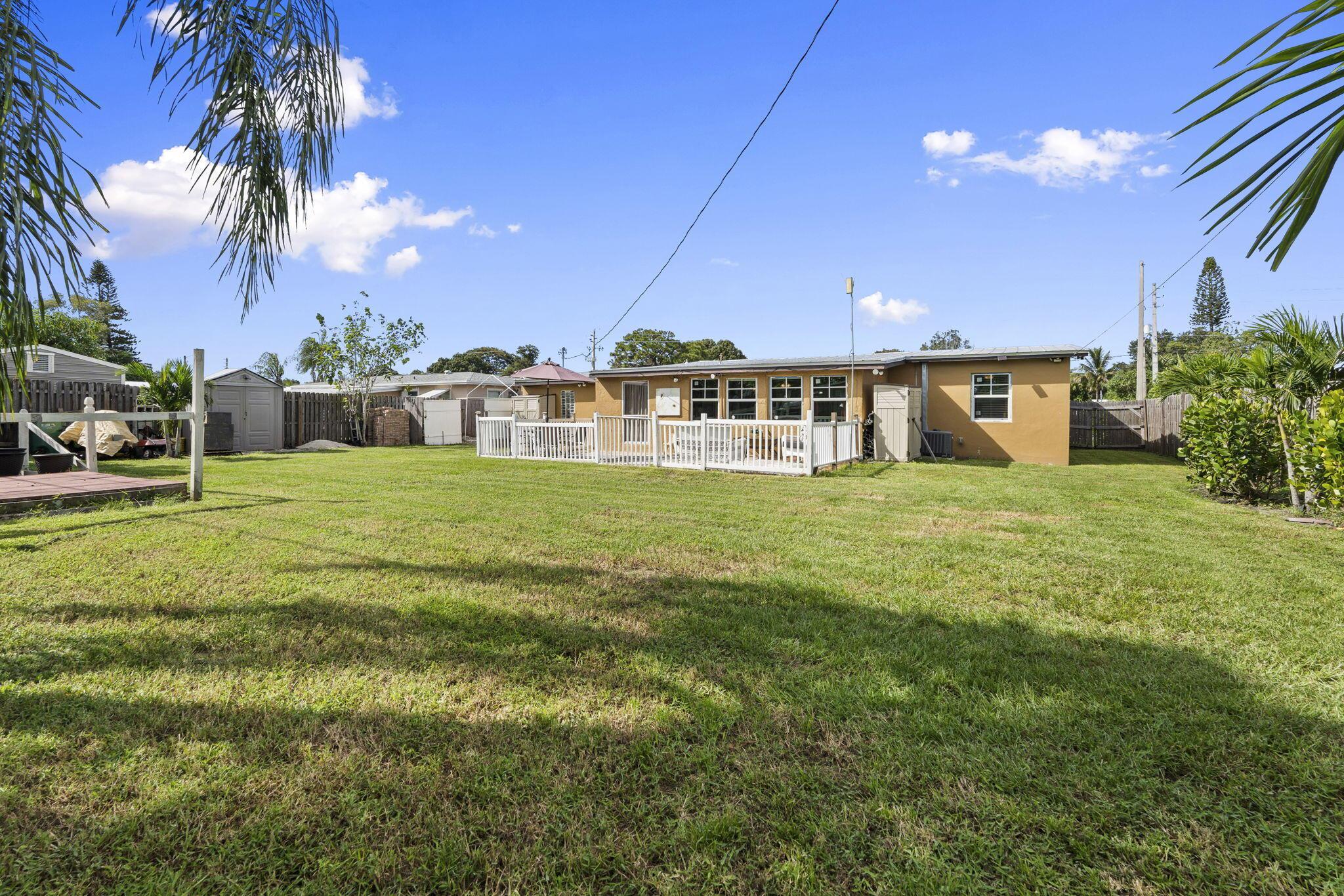 RIVER PARK UNIT 5 - Residential