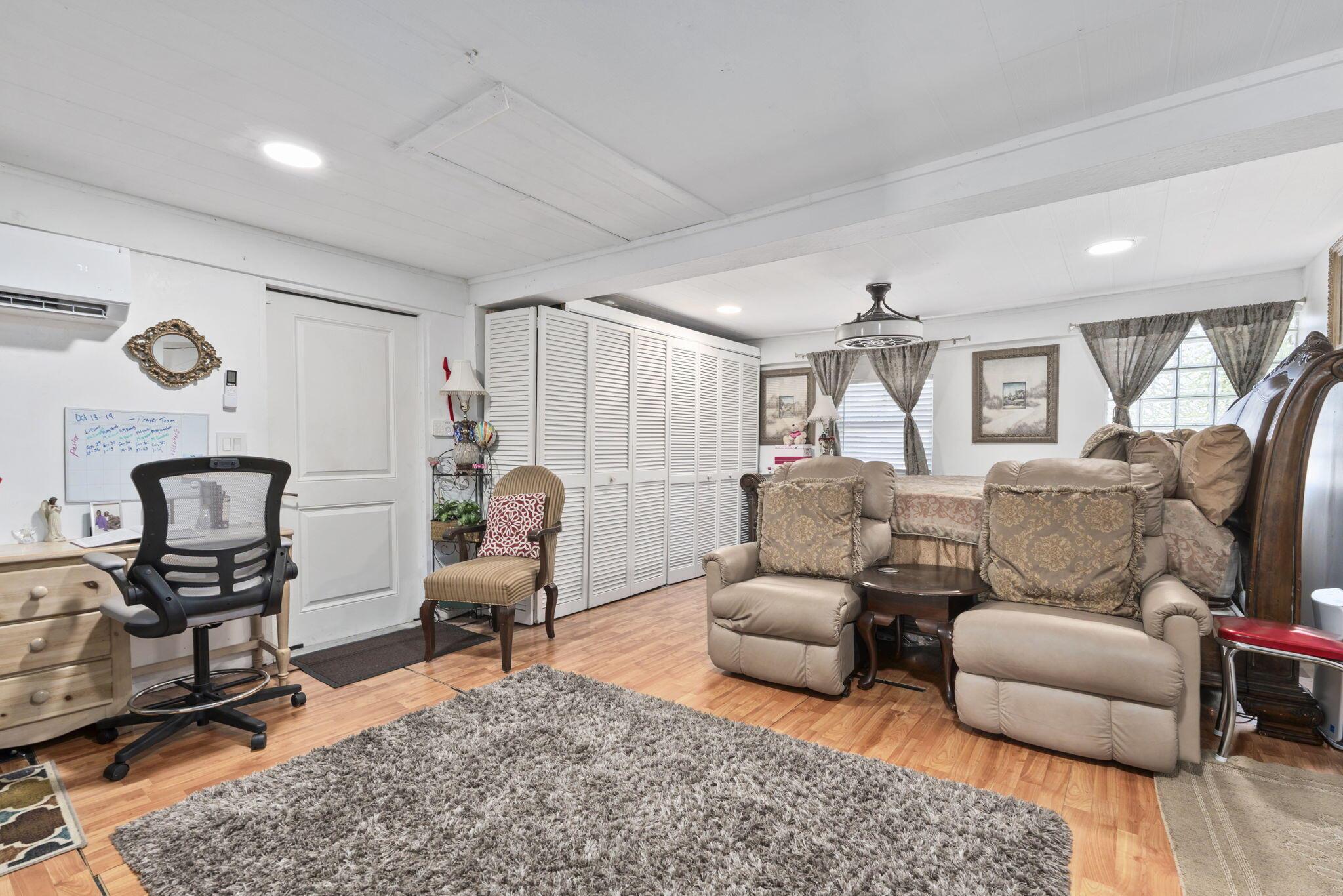 RIVER PARK UNIT 5 - Residential