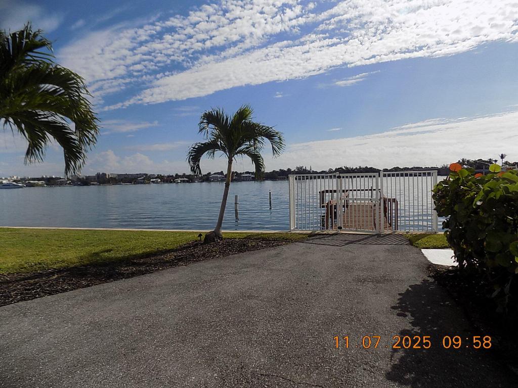 SOUTH SEA ISLANDER INC CONDO - Residential