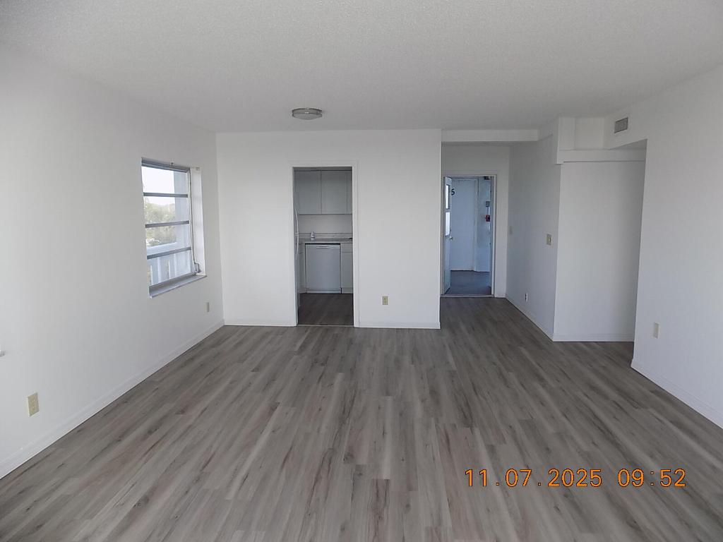 SOUTH SEA ISLANDER INC CONDO - Residential