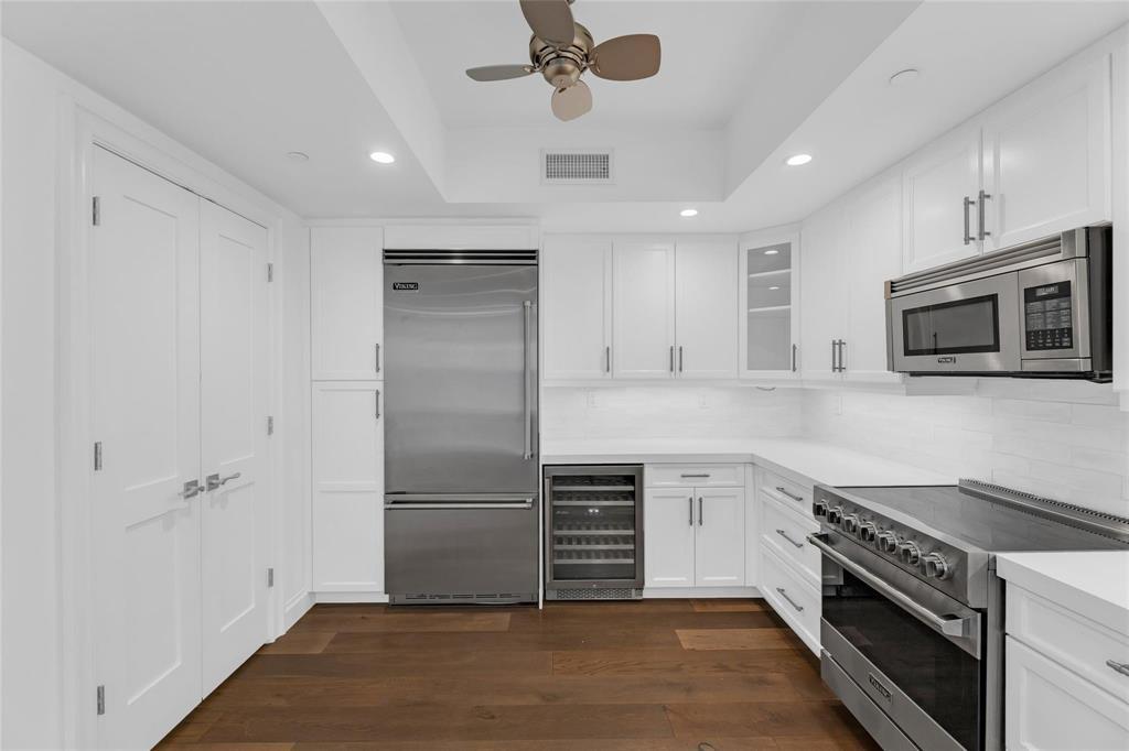 VELA VISTA CONDO - Residential Lease