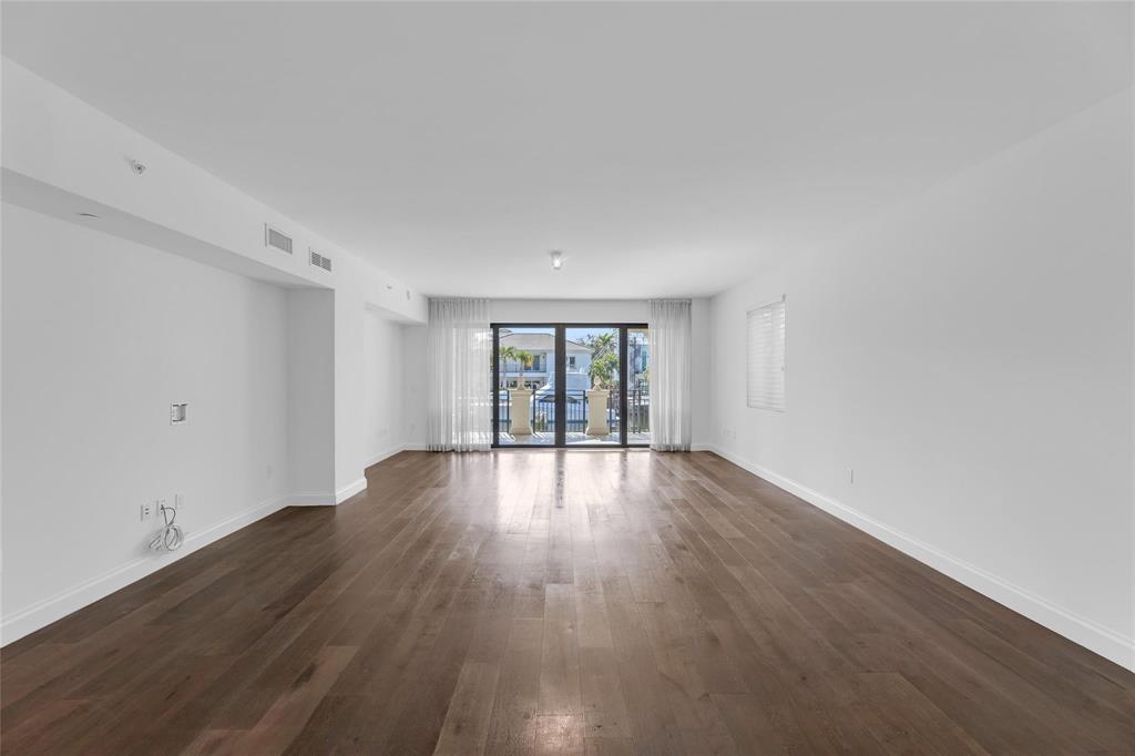 VELA VISTA CONDO - Residential Lease