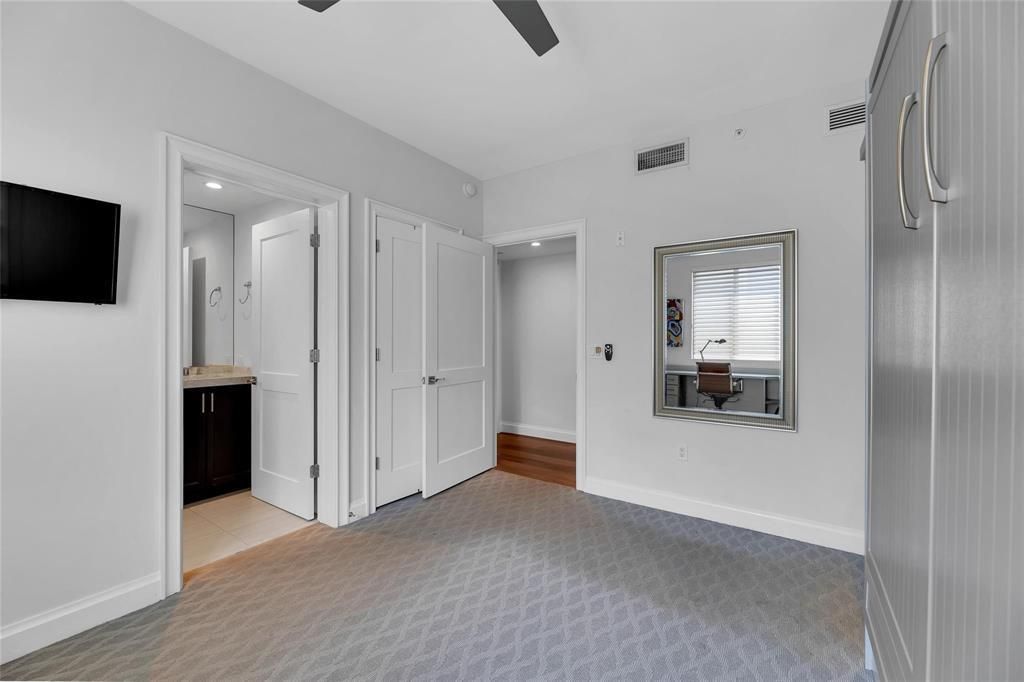 Photo of 1532 SE 12th Street #204, Fort Lauderdale, FL 33316 (MLS # B26004798)