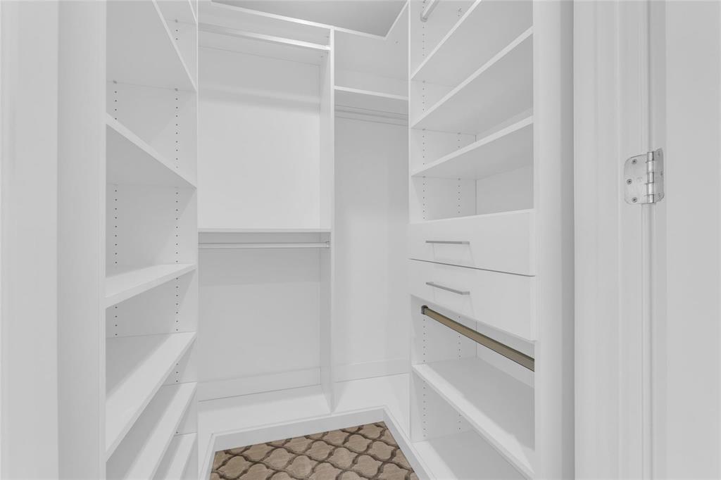 VELA VISTA CONDO - Residential Lease