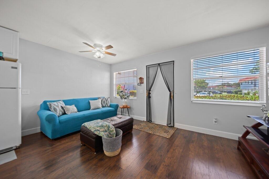 Photo of 2600 SE Ocean Boulevard #Jj-6, Stuart, FL 34996 (MLS # R11089687)