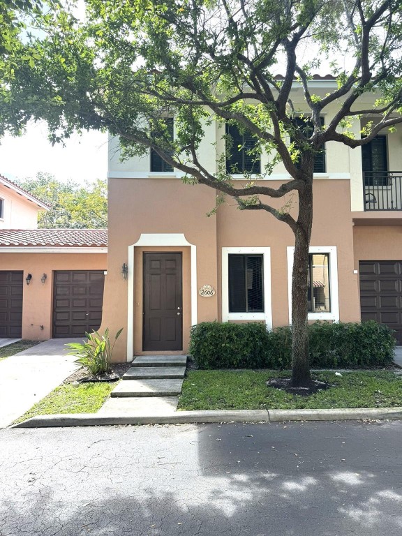 Venetian Villas - Residential
