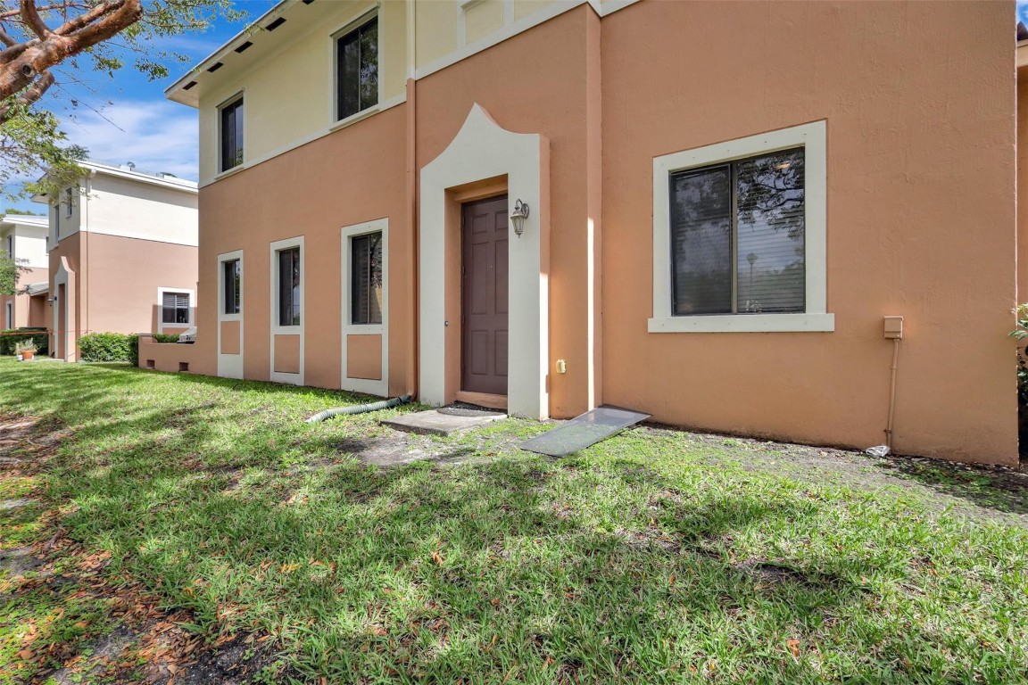 Venetian Villas - Residential