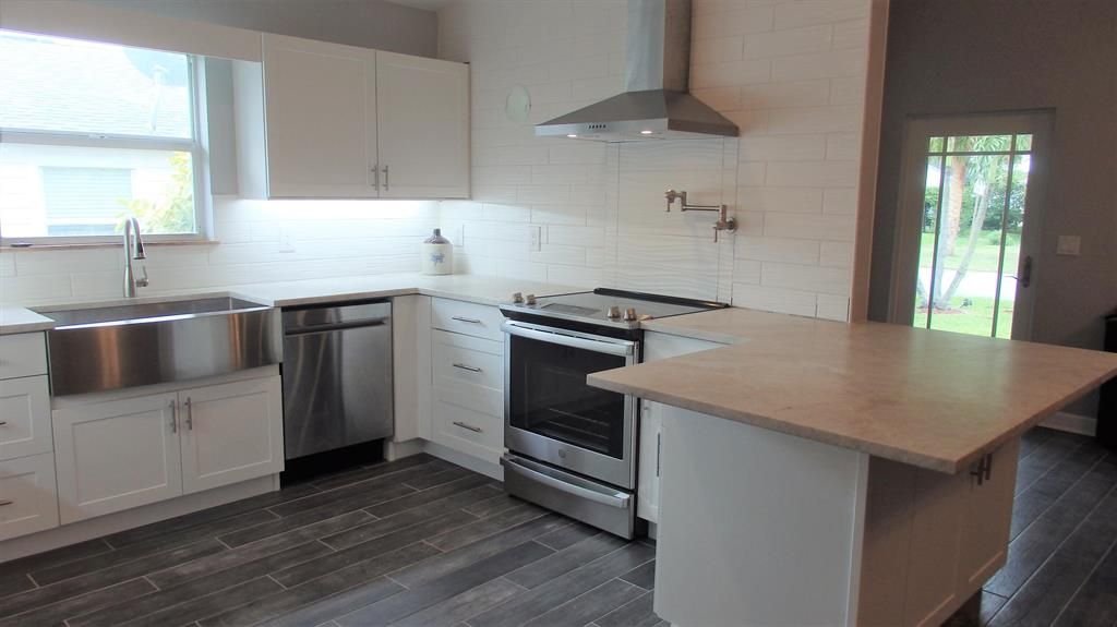 Photo of 1339 NW Antoch Avenue, Stuart, FL 34994 (MLS # R10722641)