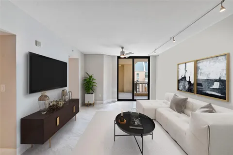 110 N Federal Hwy Unit 1403, Fort Lauderdale, FL MLS: F10499325