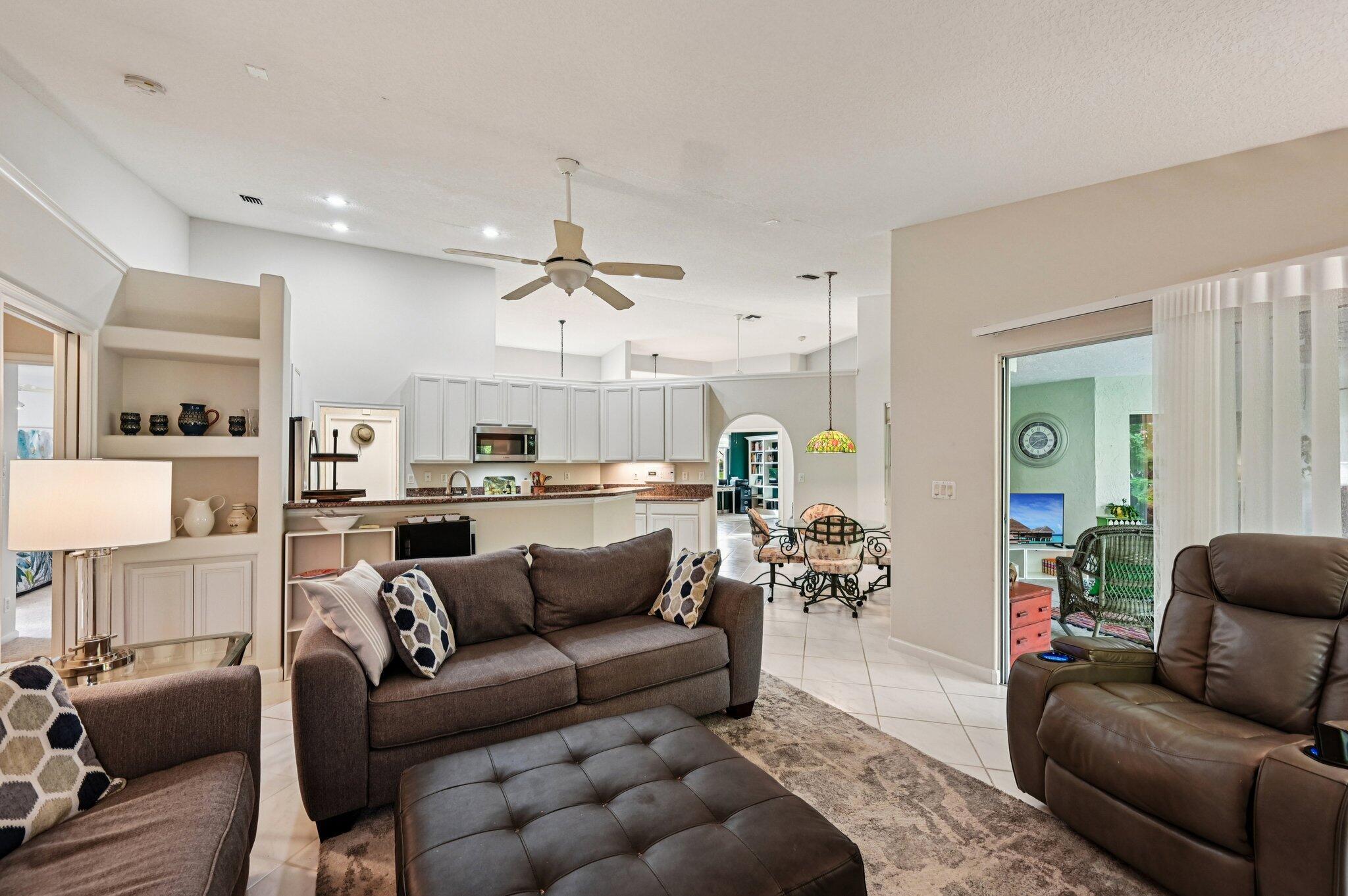 EGRET LANDING AT JUPITER - Residential