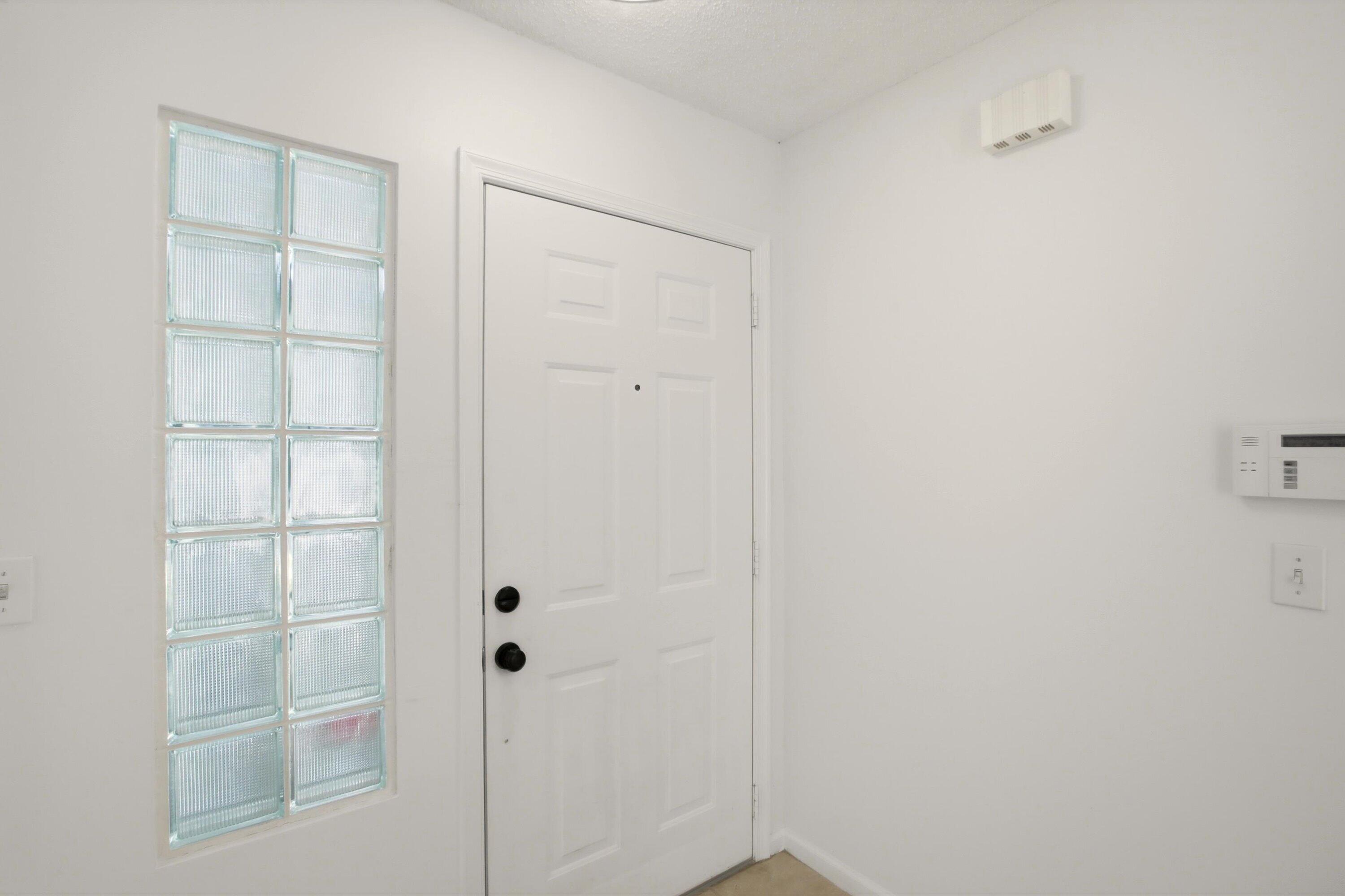 EGRET COVE AT MAPLEWOOD - Residential Lease