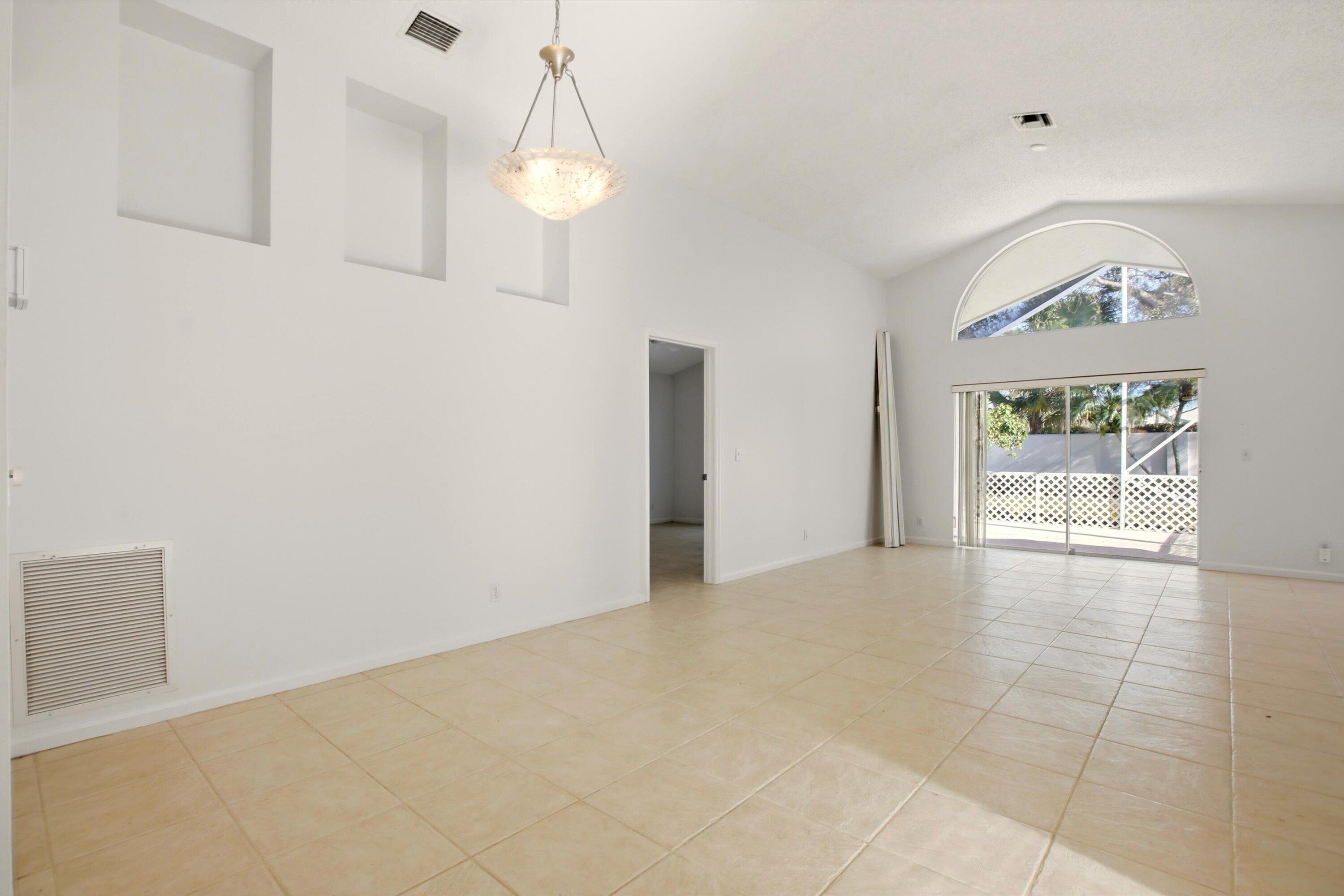 EGRET COVE AT MAPLEWOOD - Residential Lease