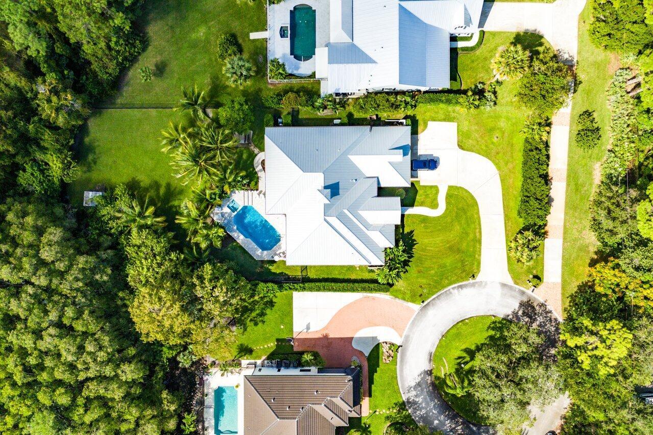 FRANS FOLLIE - Residential