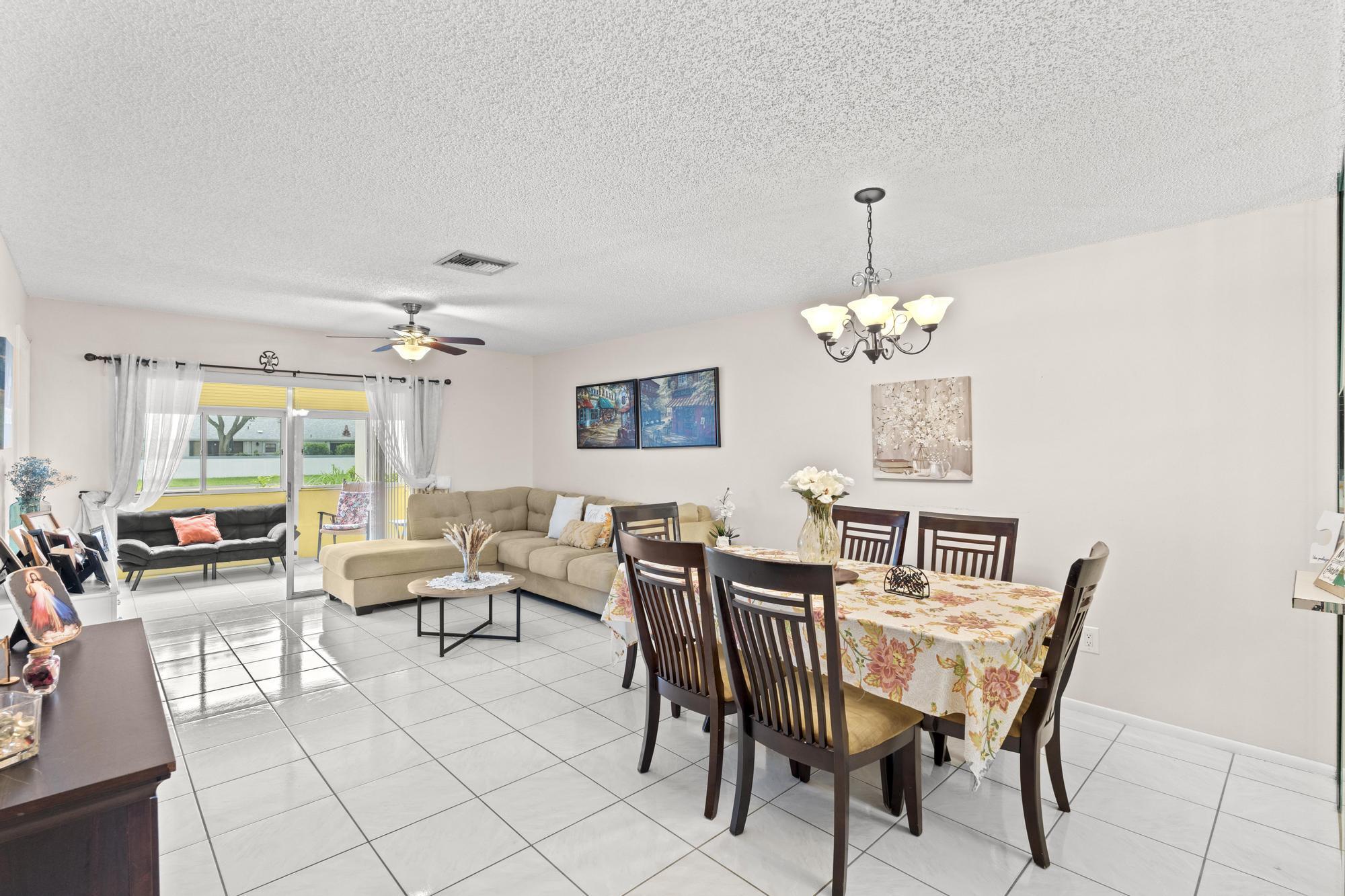 CRESTHAVEN CONDO TOWNHOMES SEC 2 - Residential