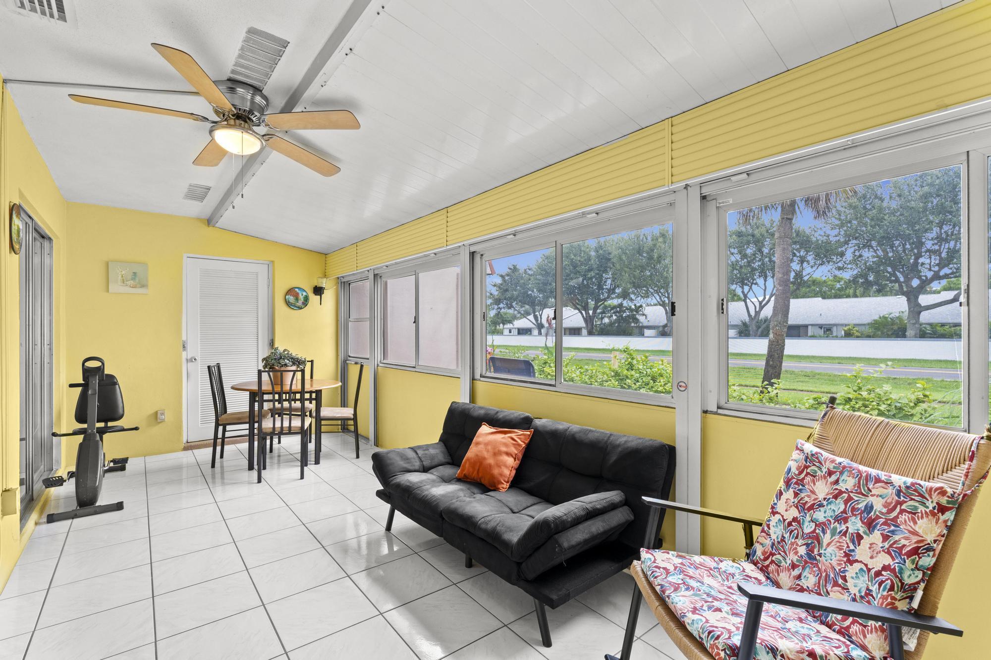 CRESTHAVEN CONDO TOWNHOMES SEC 2 - Residential