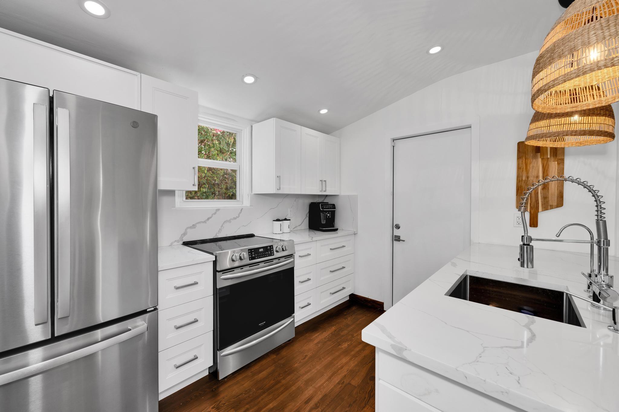 Middle River Park 5-28 B - Residential