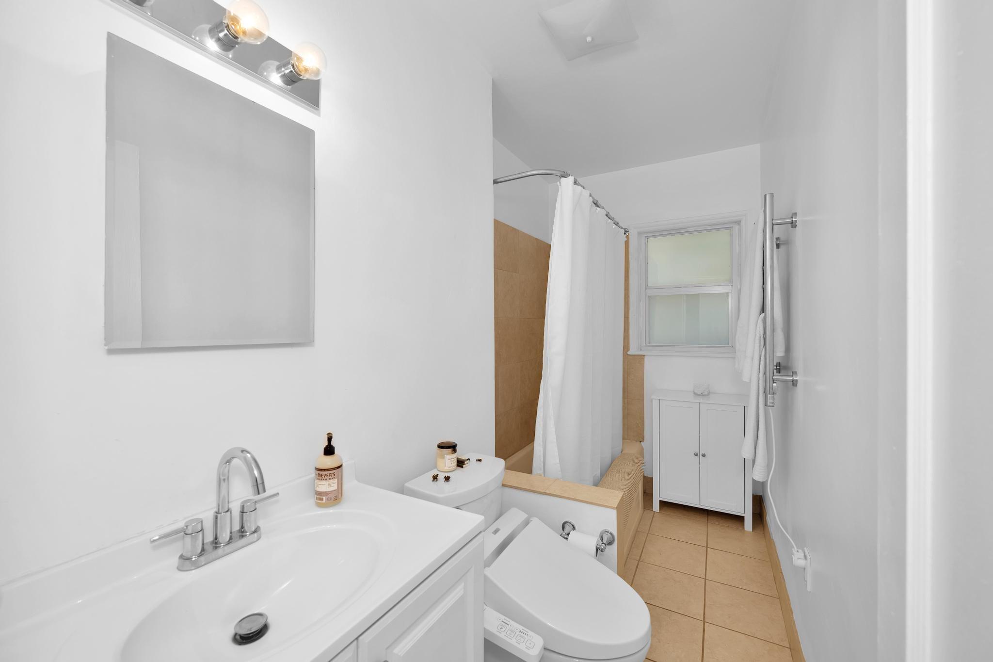 Middle River Park 5-28 B - Residential