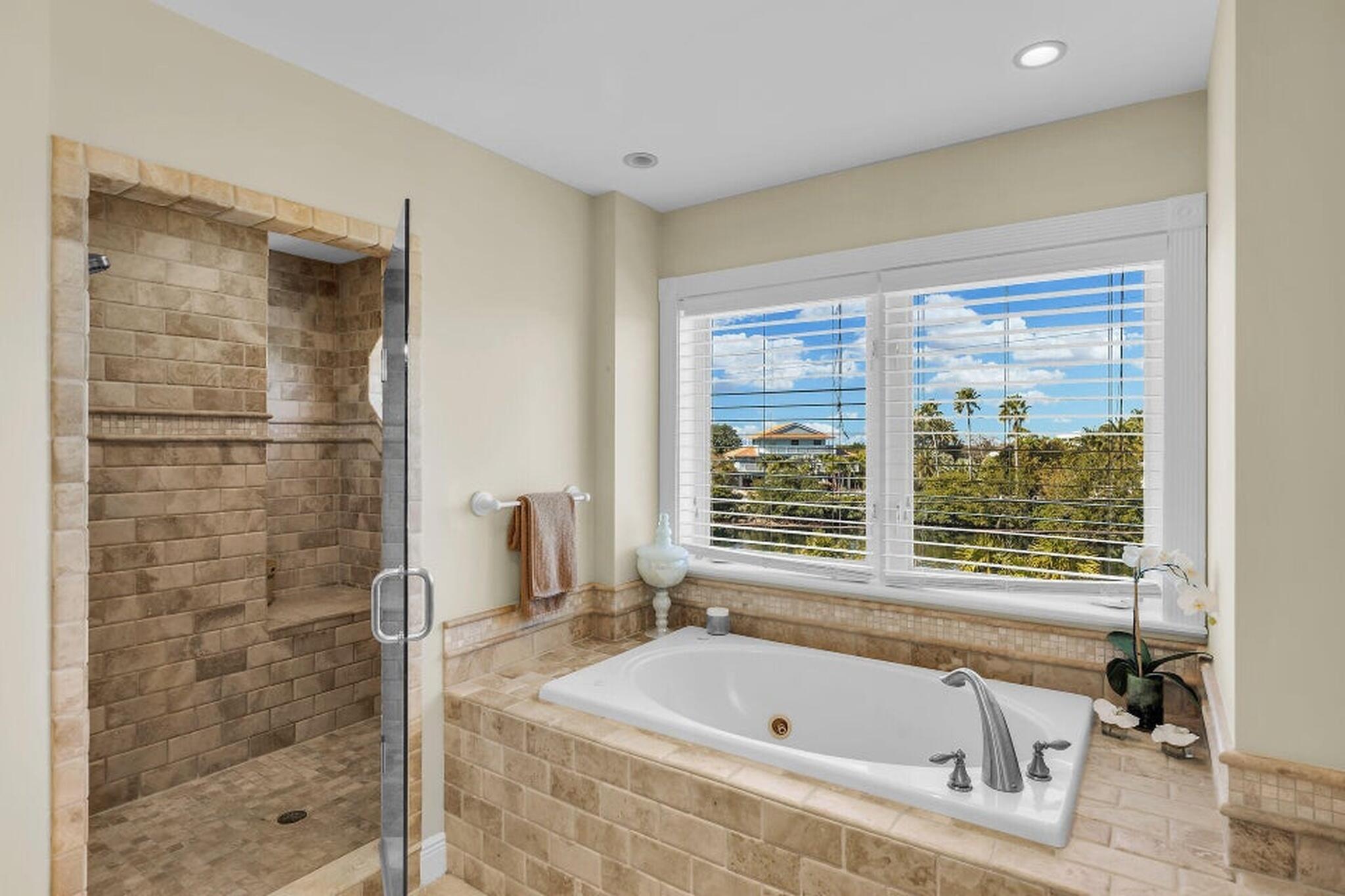 STIRRUP KEY SUBD - Residential