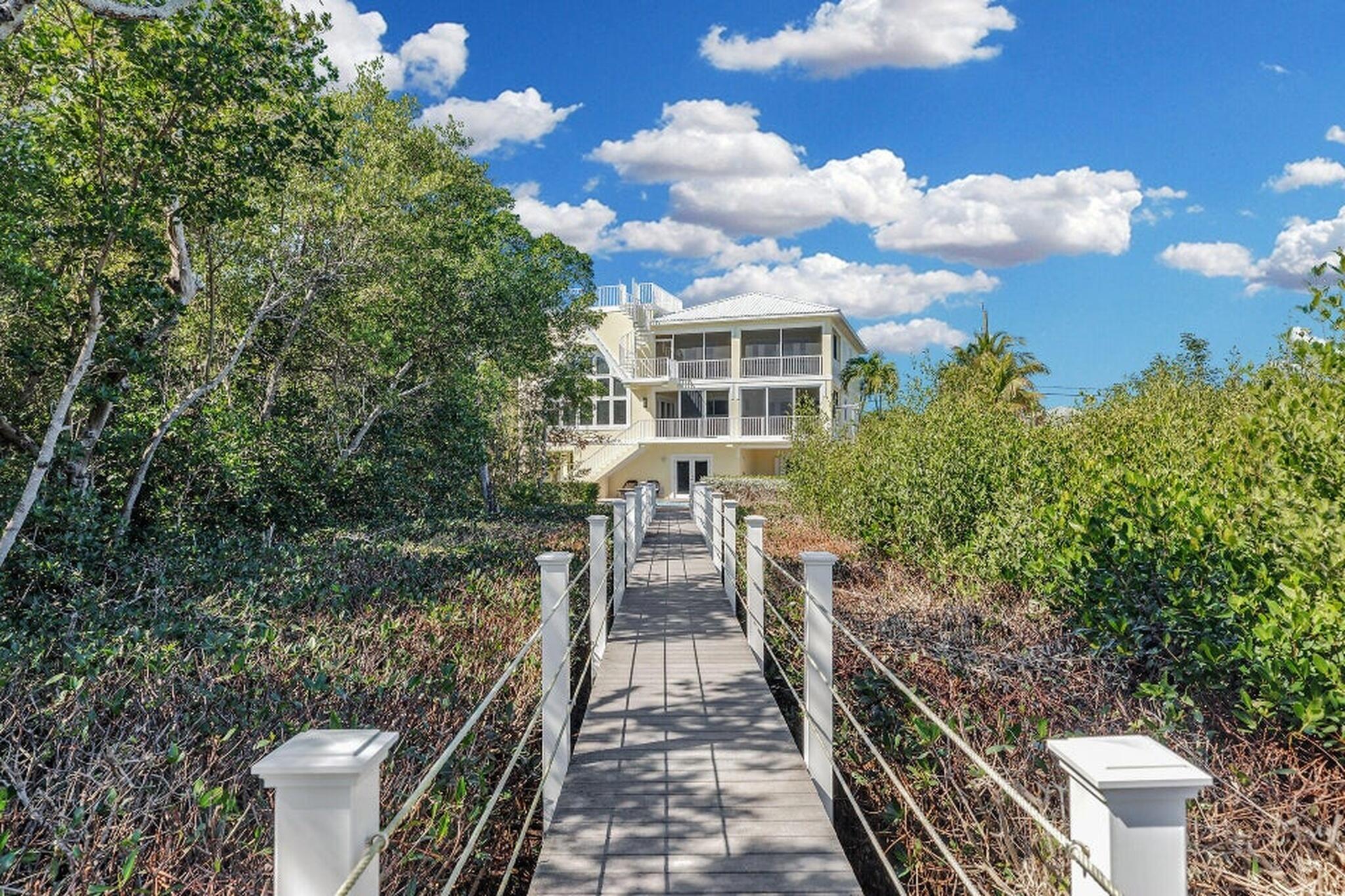 STIRRUP KEY SUBD - Residential