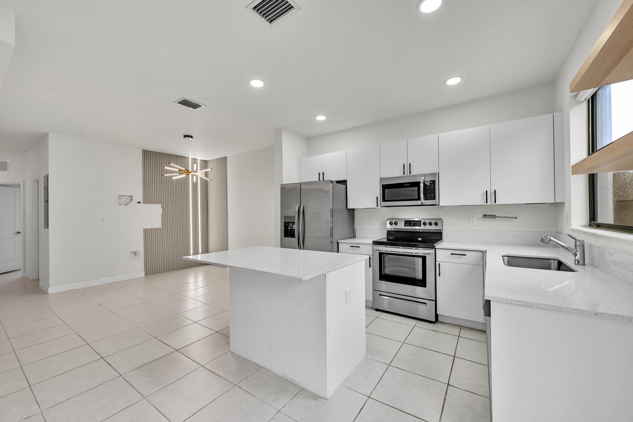 PINE ISLE - Residential Lease