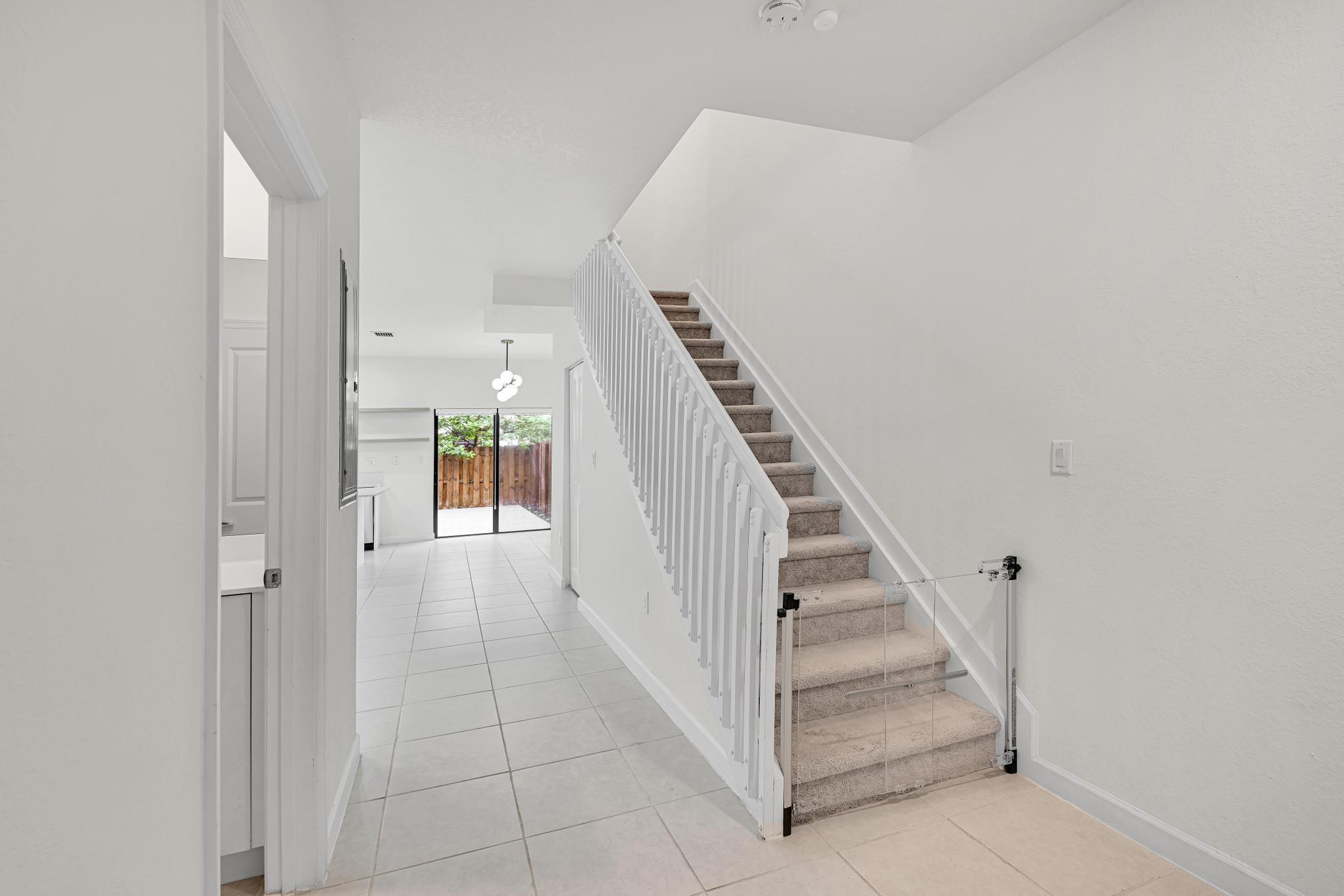 PINE ISLE - Residential Lease